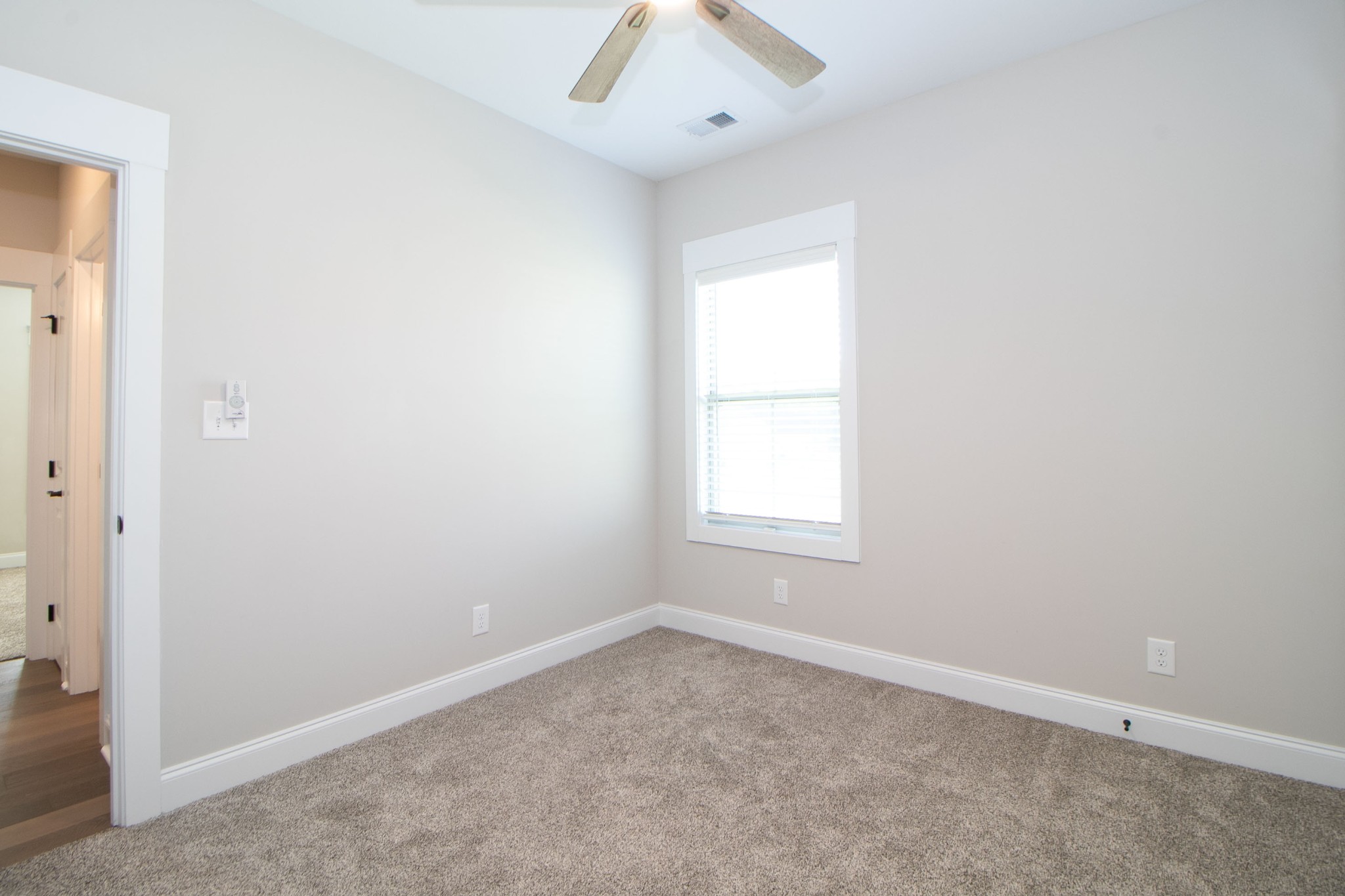 1441 Hereford Blvd Property Photo 33