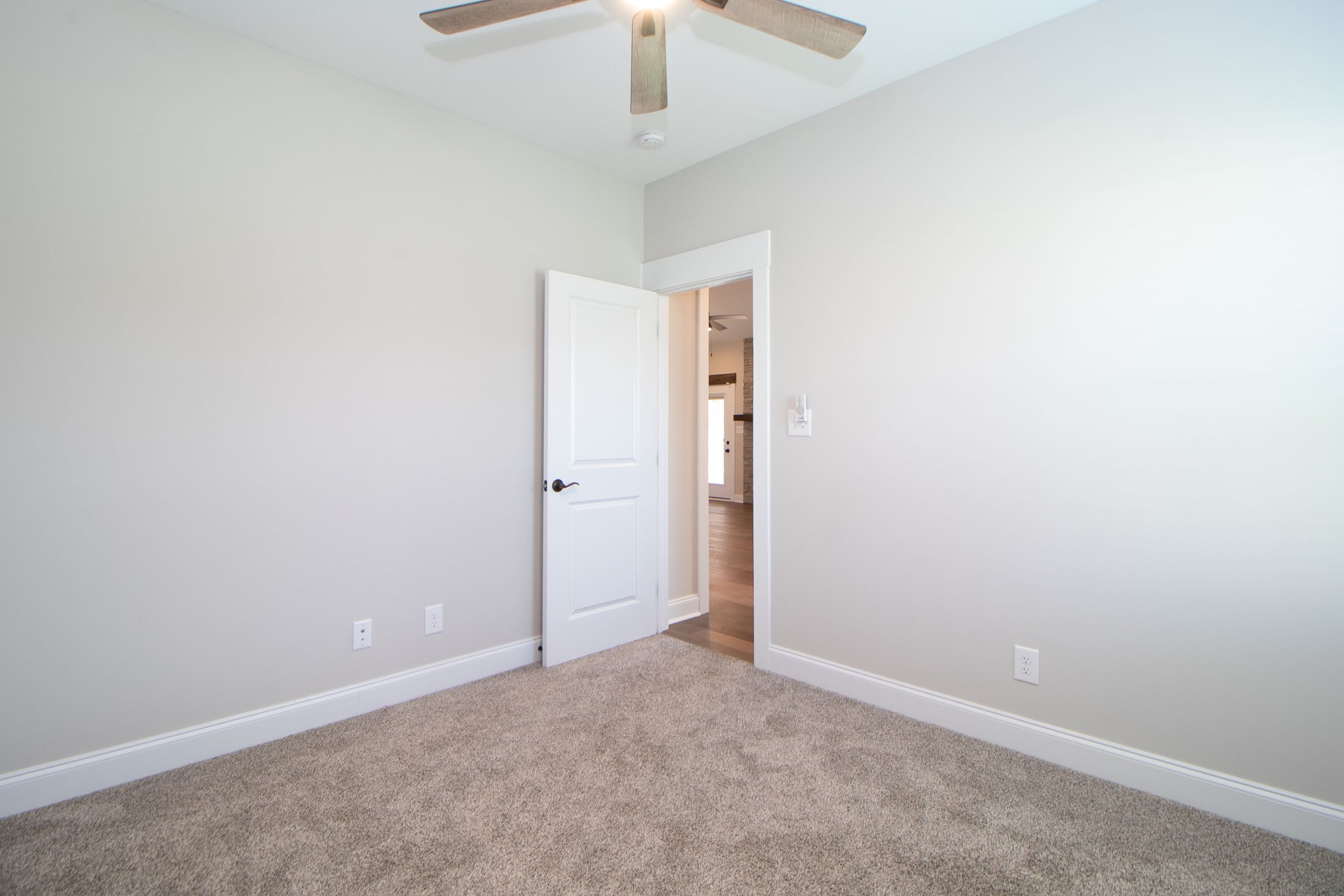 1441 Hereford Blvd Property Photo 34