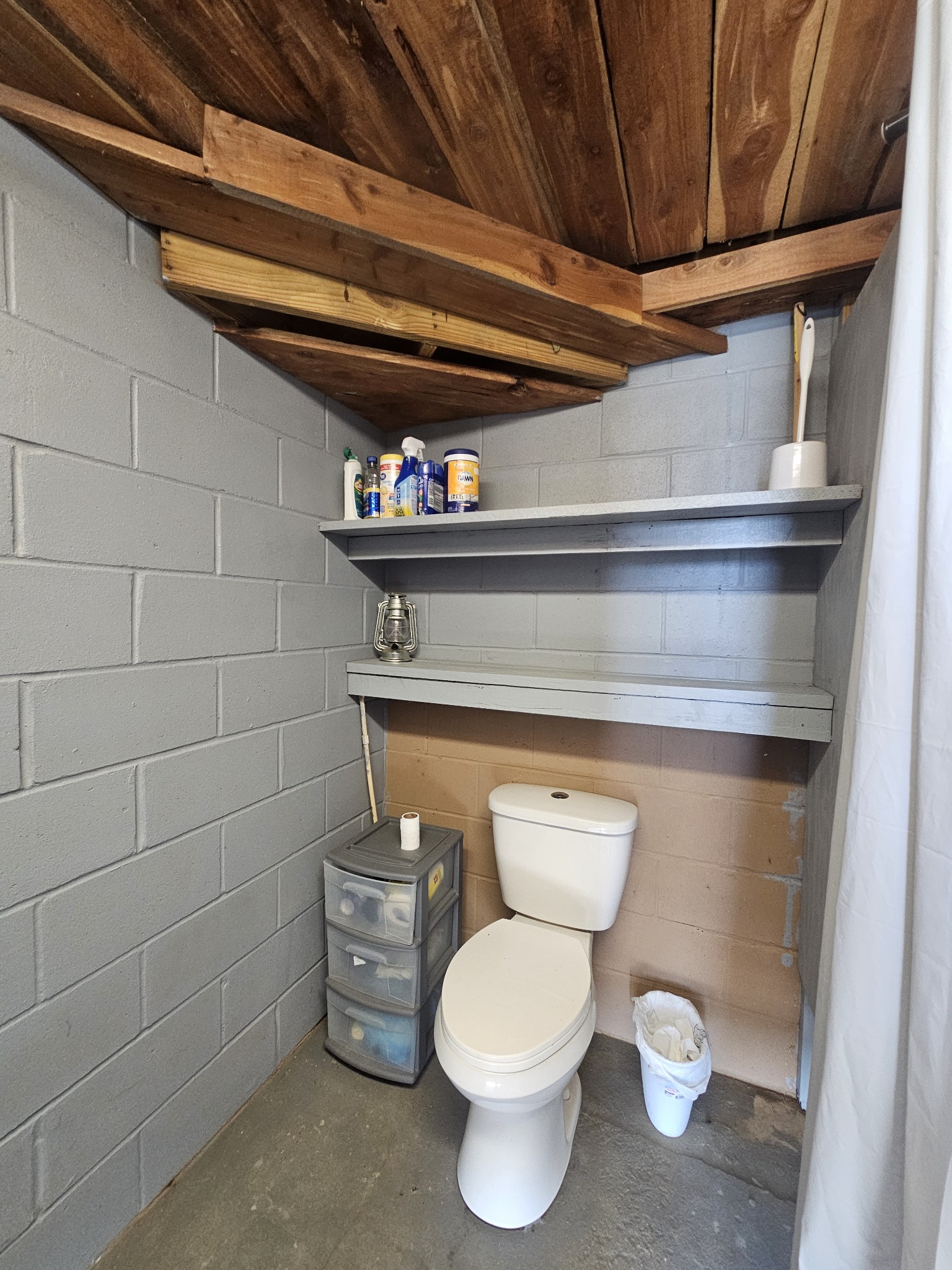 625 River Rd Property Photo 28