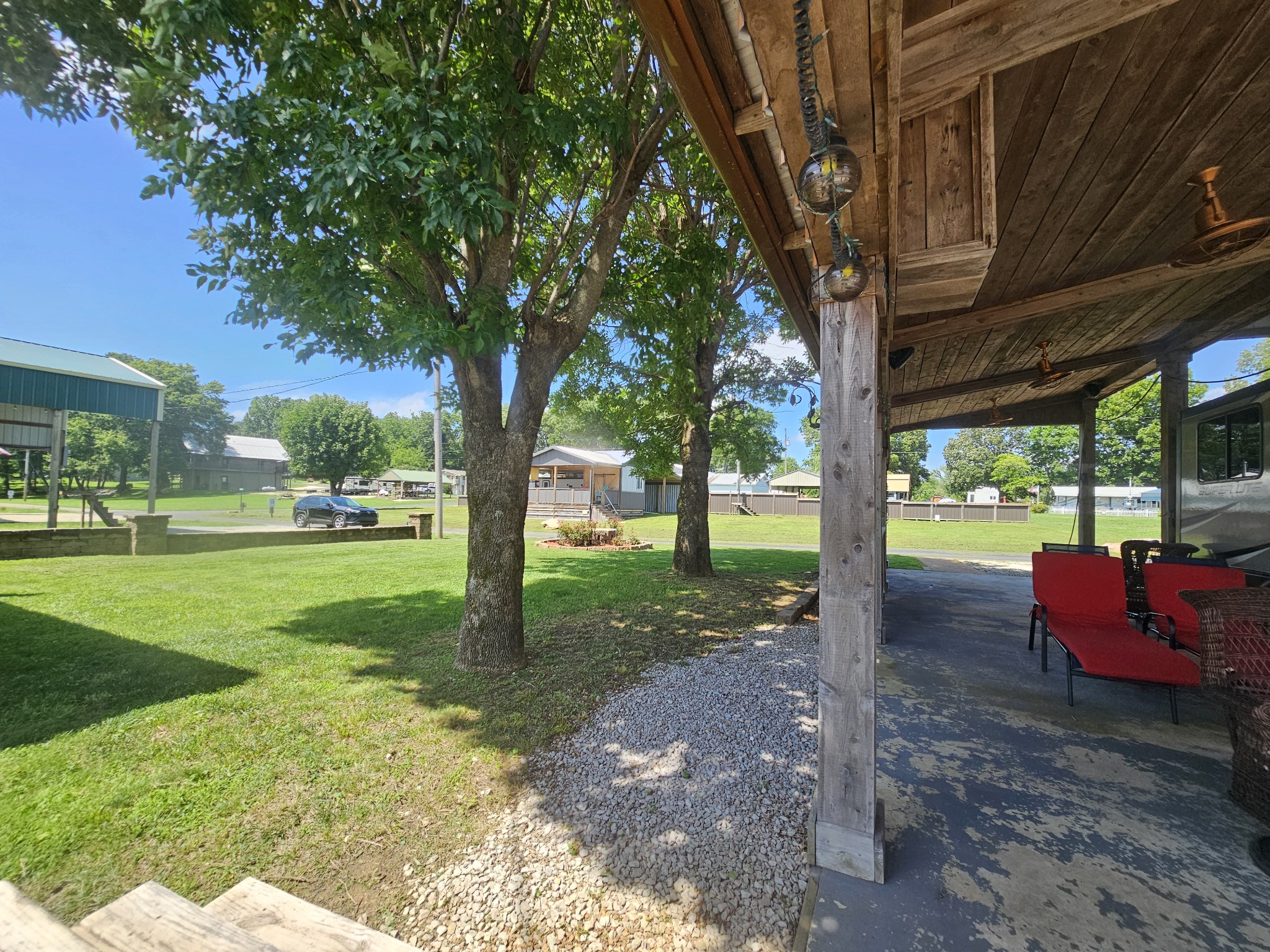 625 River Rd Property Photo 36