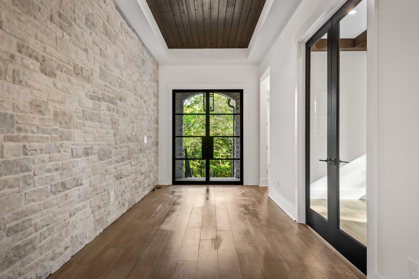 6628 Bethesda Arno Rd Property Photo 13