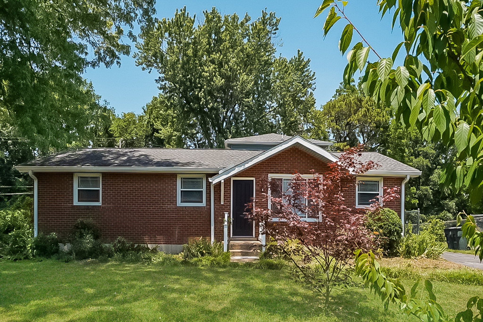 6416 Premier Dr Property Photo 1
