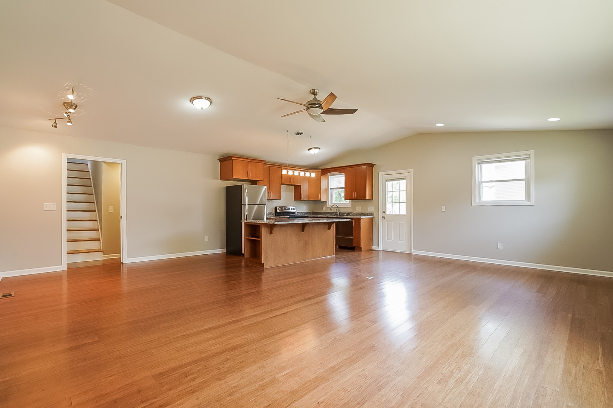 6416 Premier Dr Property Photo 2