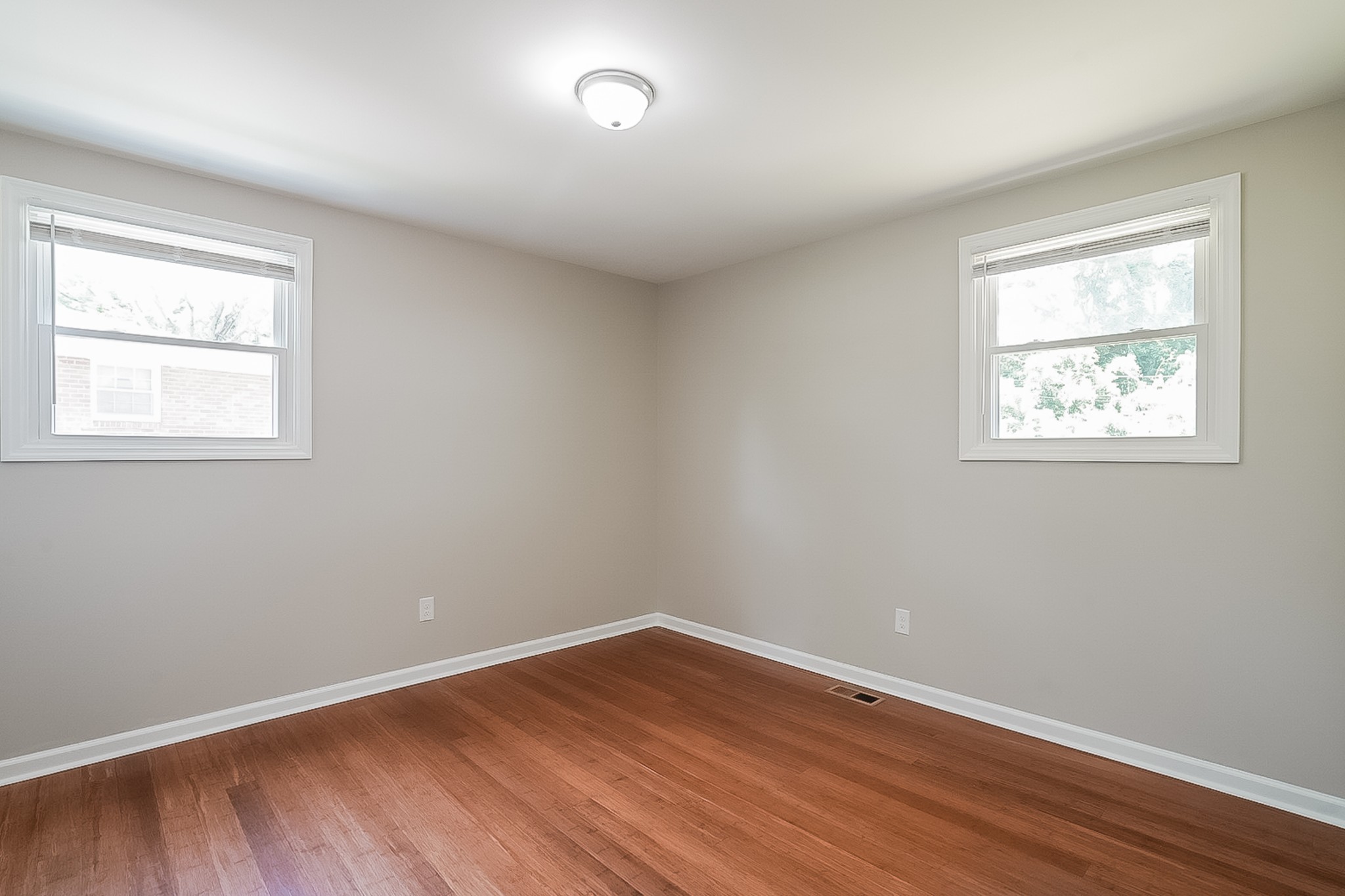 6416 Premier Dr Property Photo 12