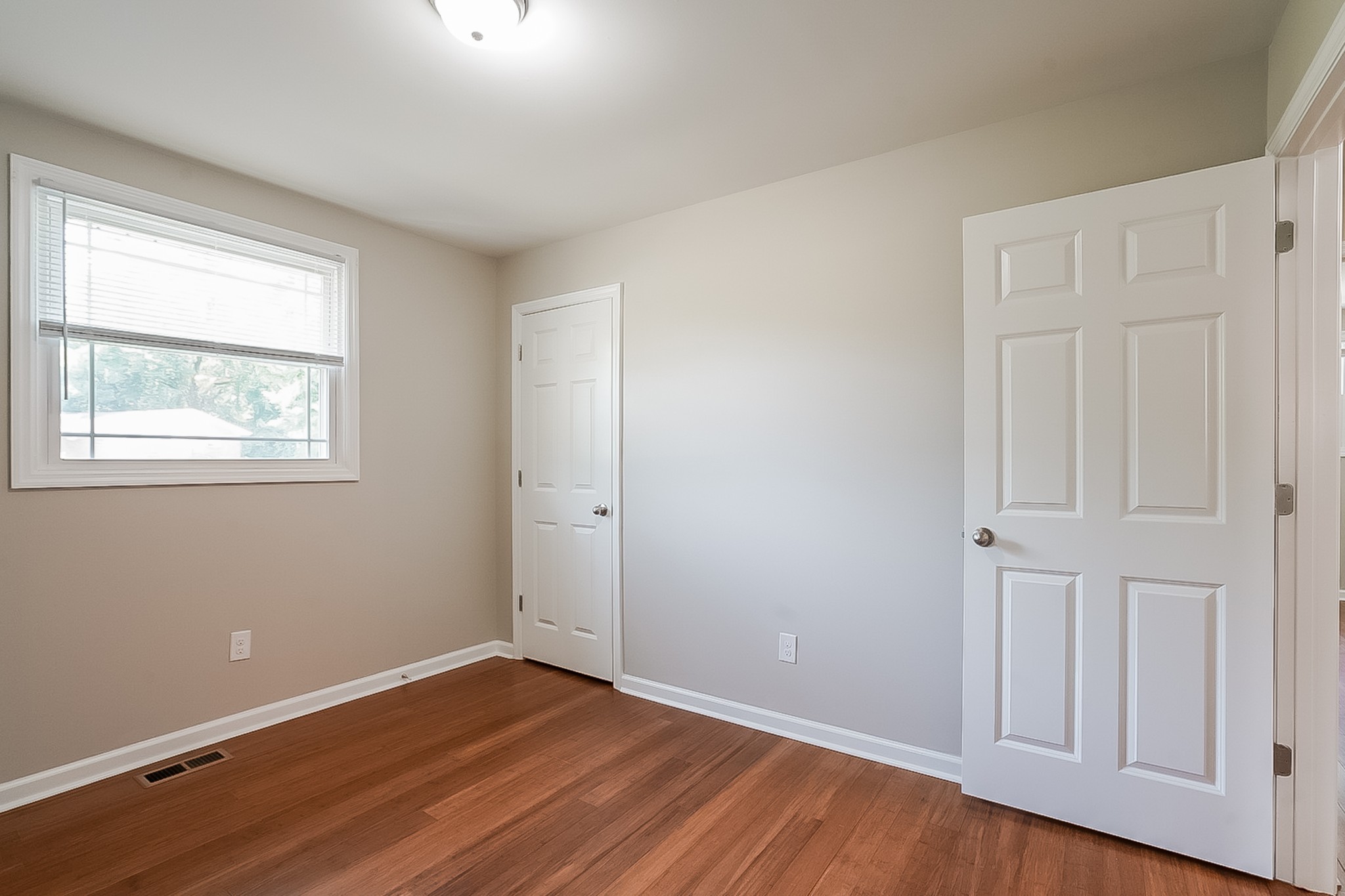 6416 Premier Dr Property Photo 13