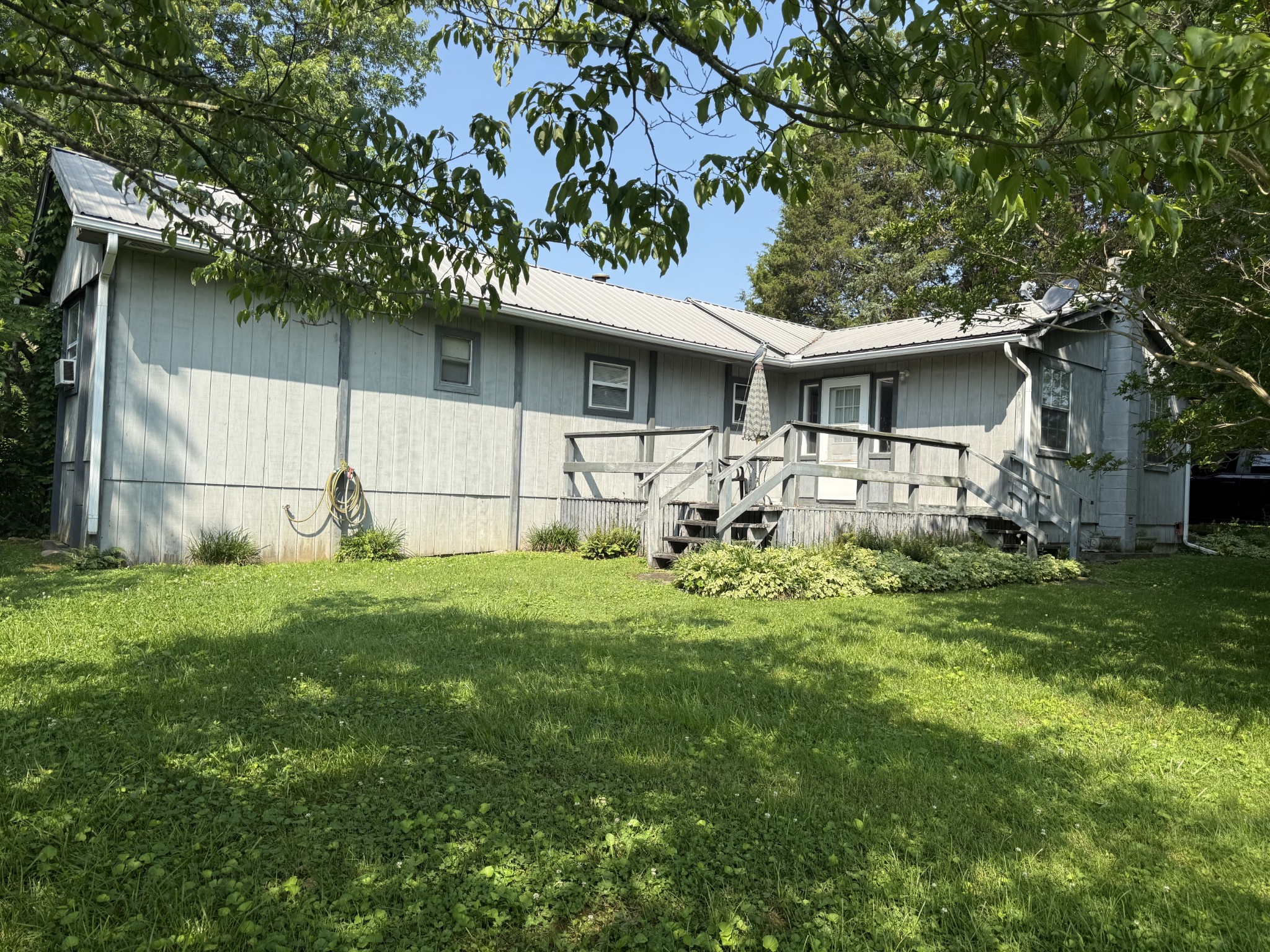 2109 Willow Grove Hwy Property Photo 1