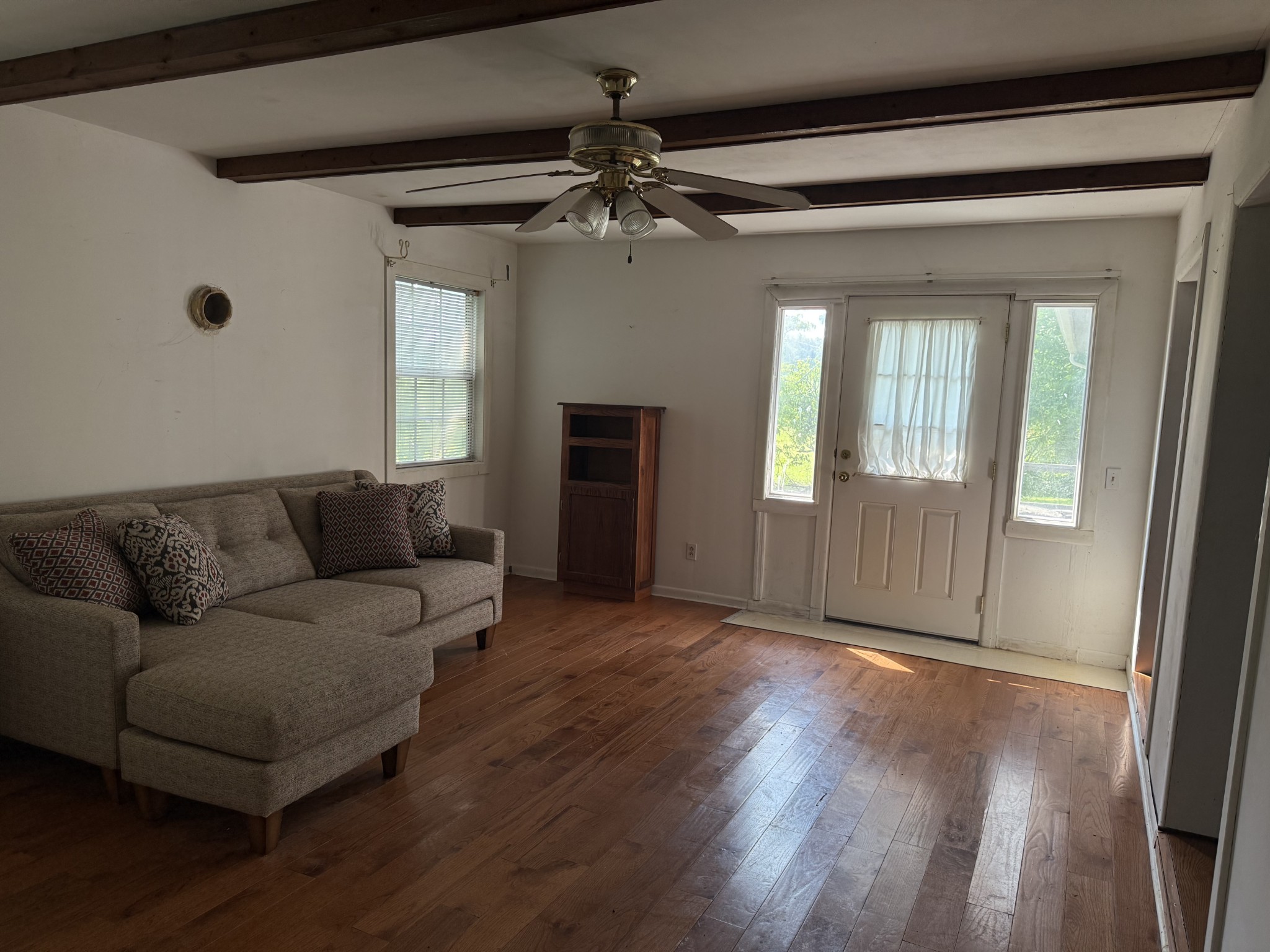 2109 Willow Grove Hwy Property Photo 4