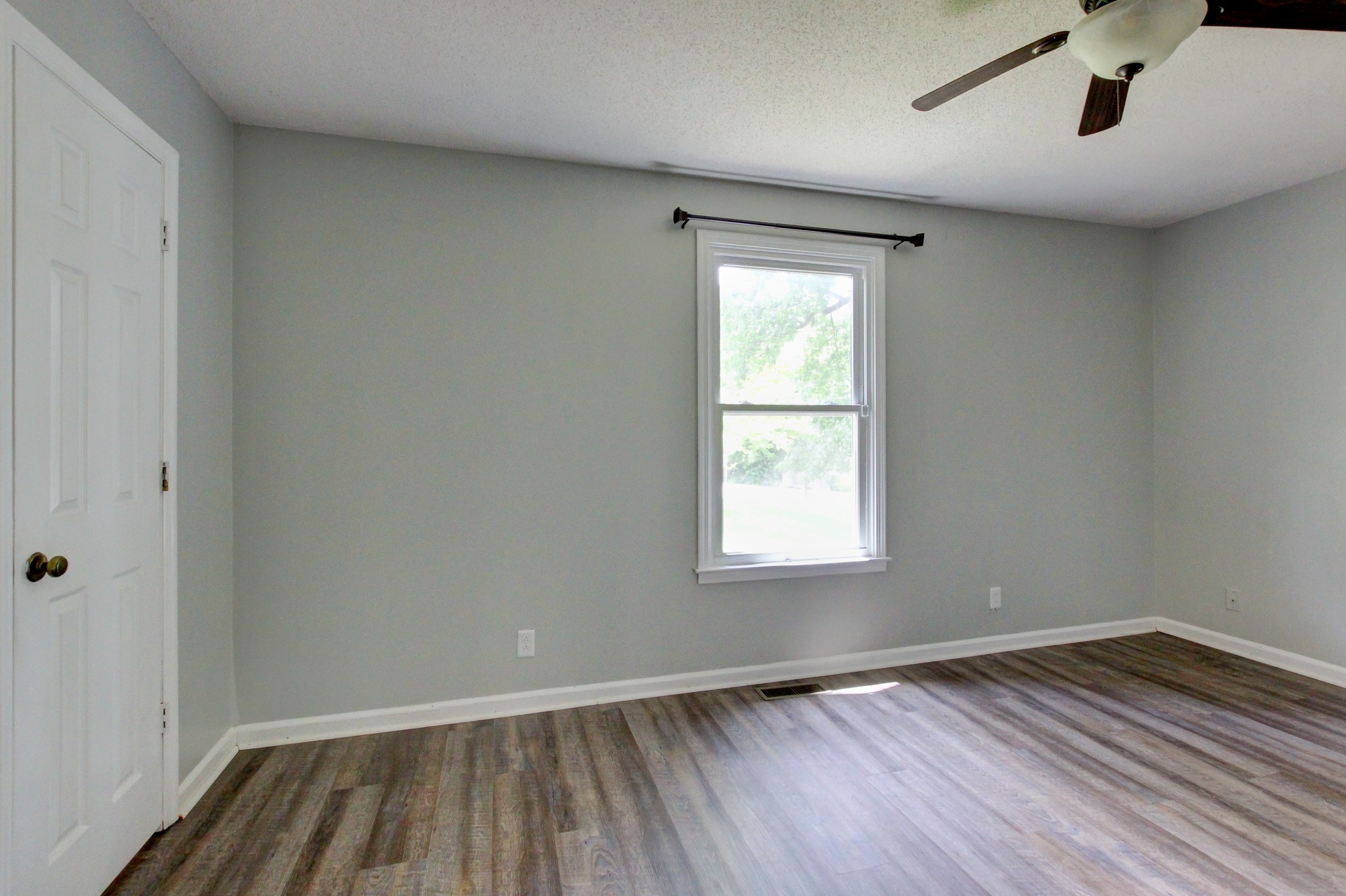 617 Ranch Hill Dr Property Photo 23