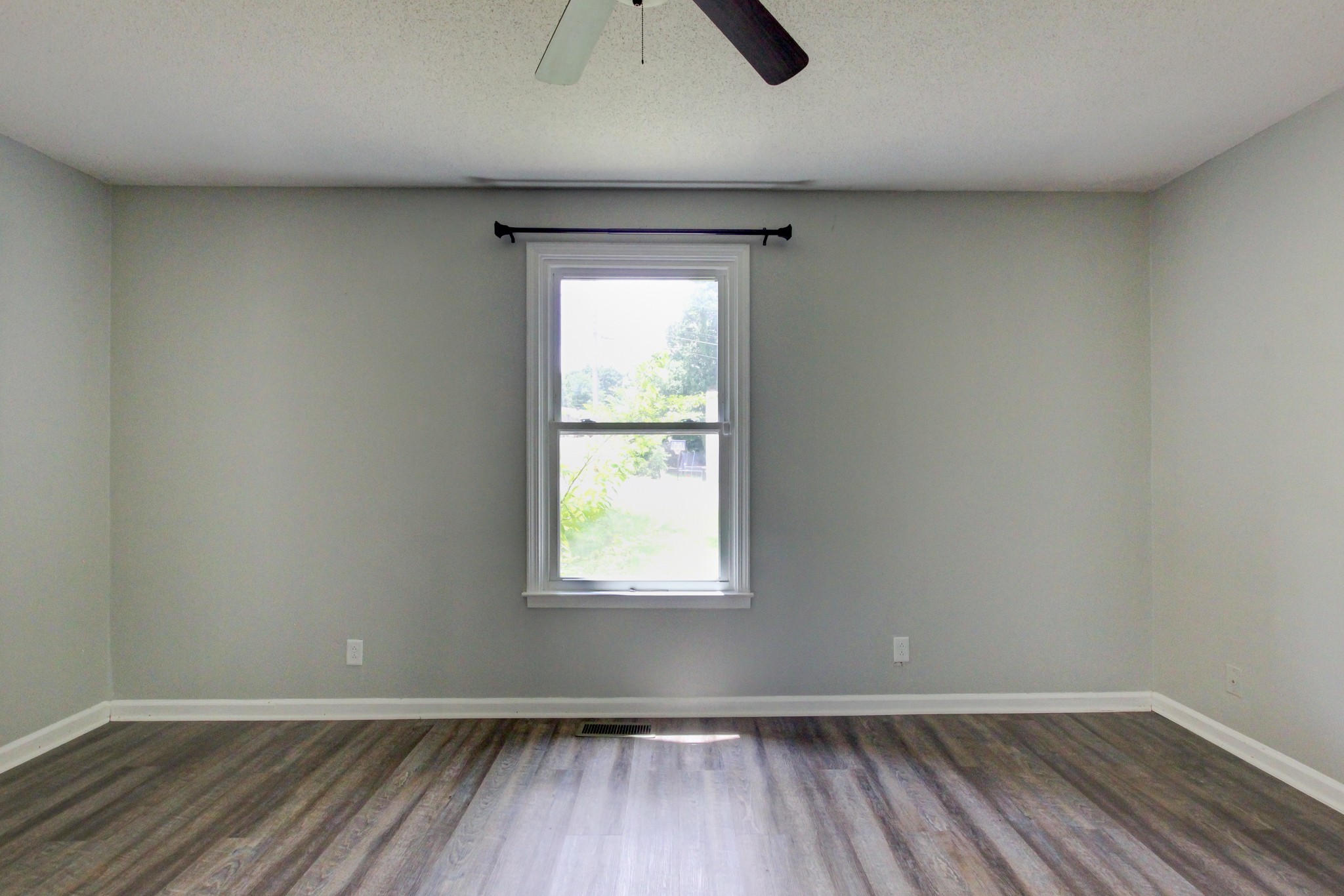 617 Ranch Hill Dr Property Photo 24