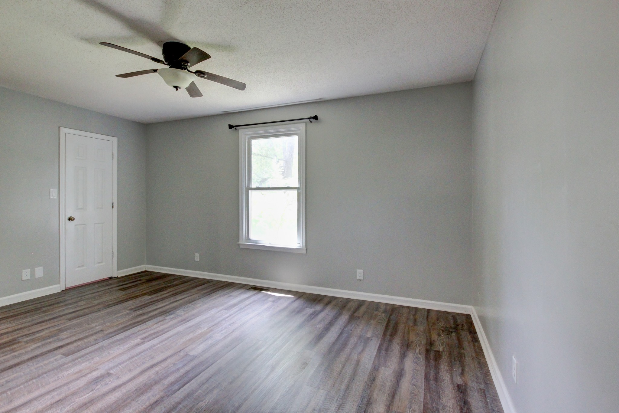 617 Ranch Hill Dr Property Photo 25
