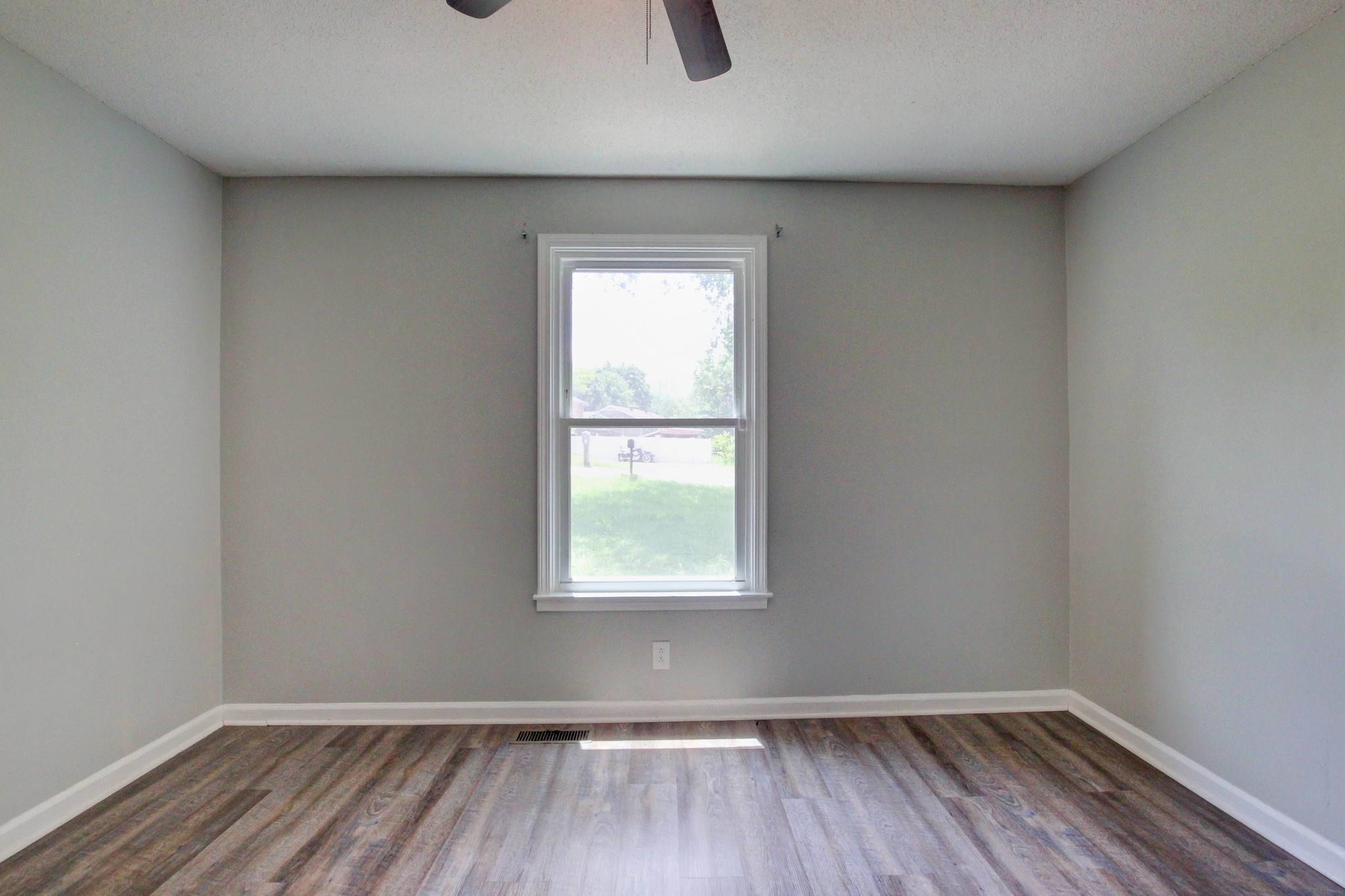 617 Ranch Hill Dr Property Photo 34