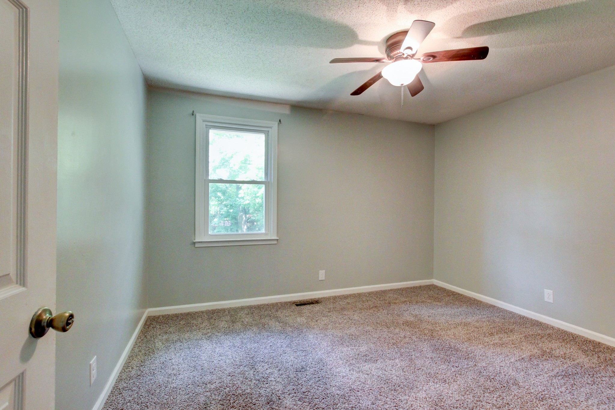 617 Ranch Hill Dr Property Photo 44