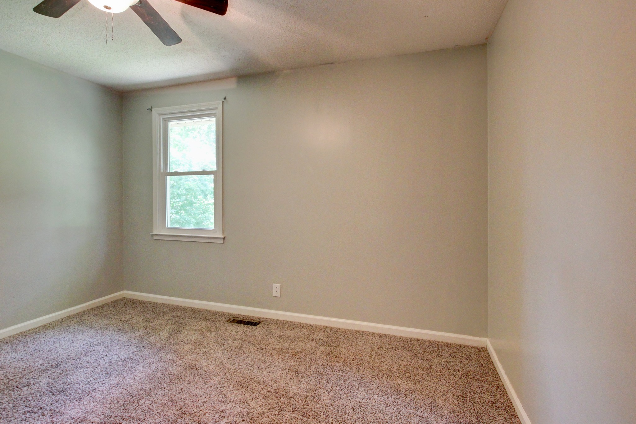 617 Ranch Hill Dr Property Photo 46
