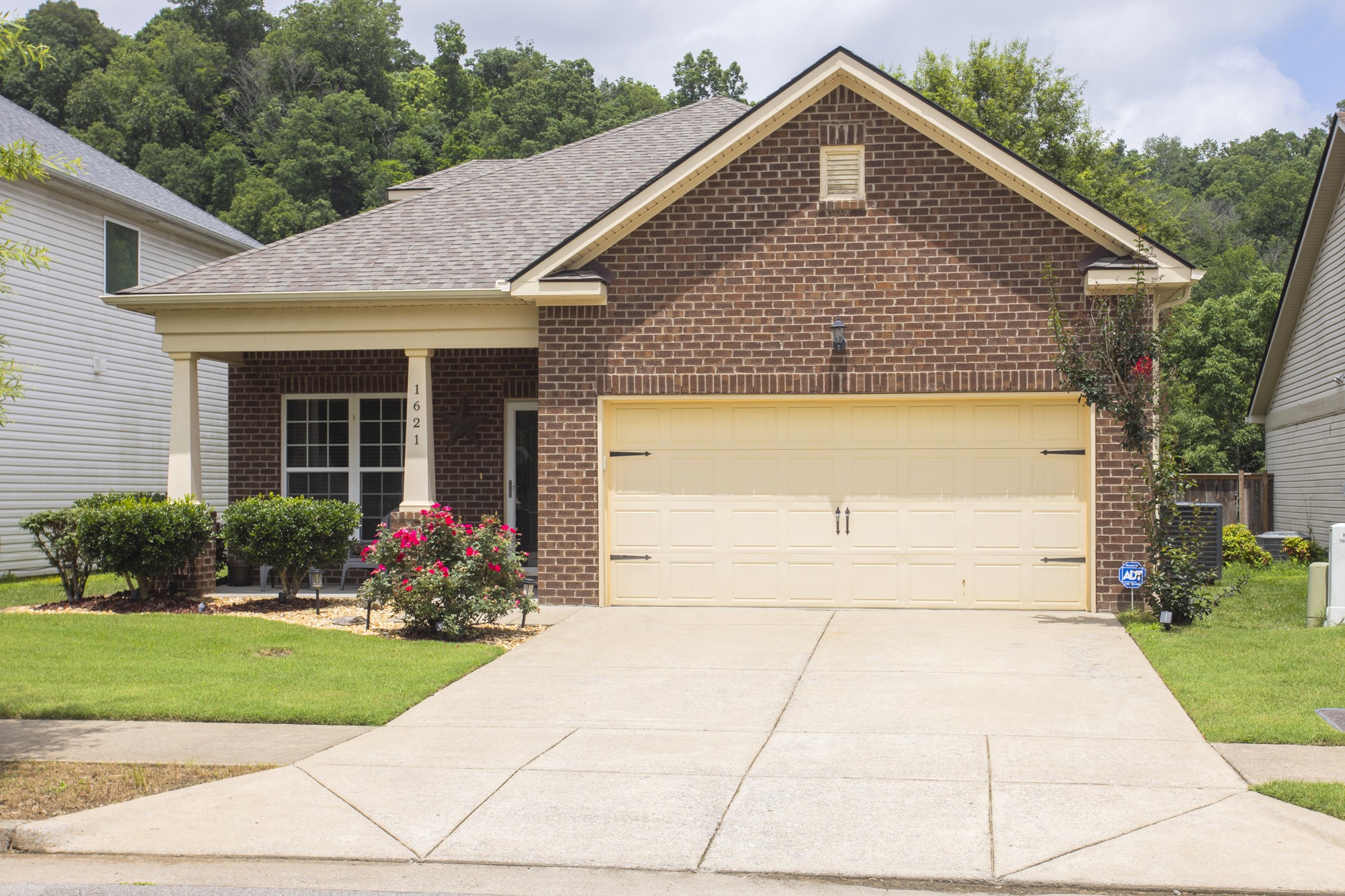 1621 Harpeth Run Dr Property Photo 1