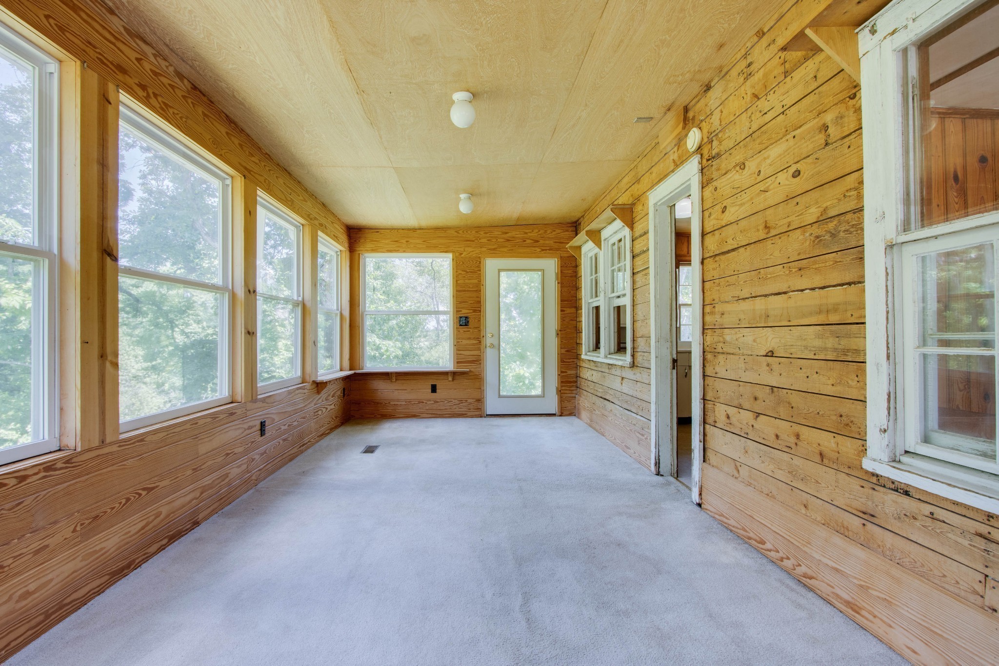 414 Munn Rd Property Photo 8