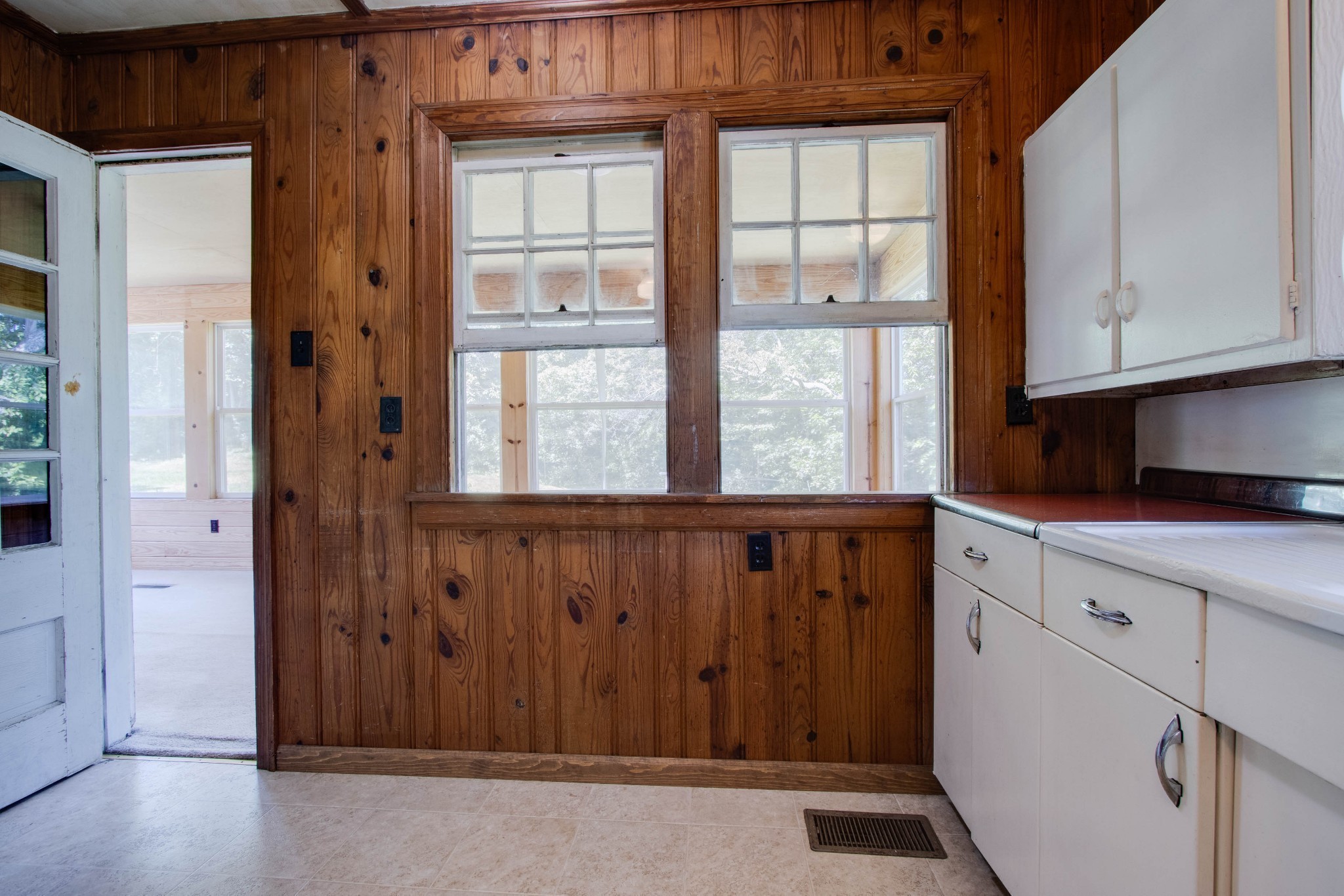 414 Munn Rd Property Photo 29