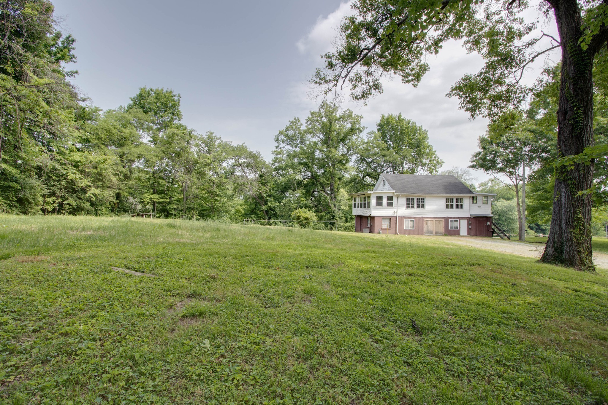 414 Munn Rd Property Photo 44