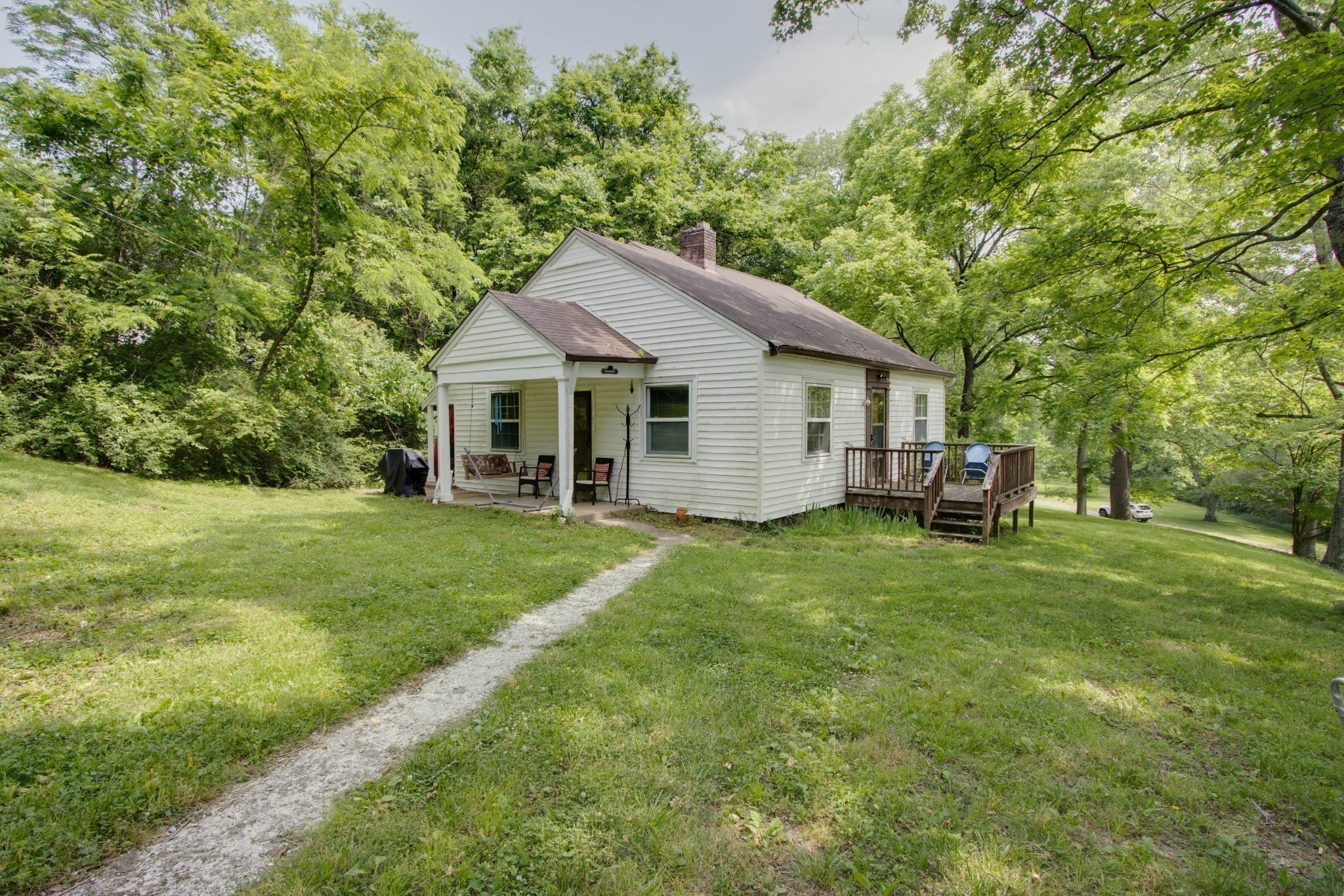 414 Munn Rd Property Photo 12
