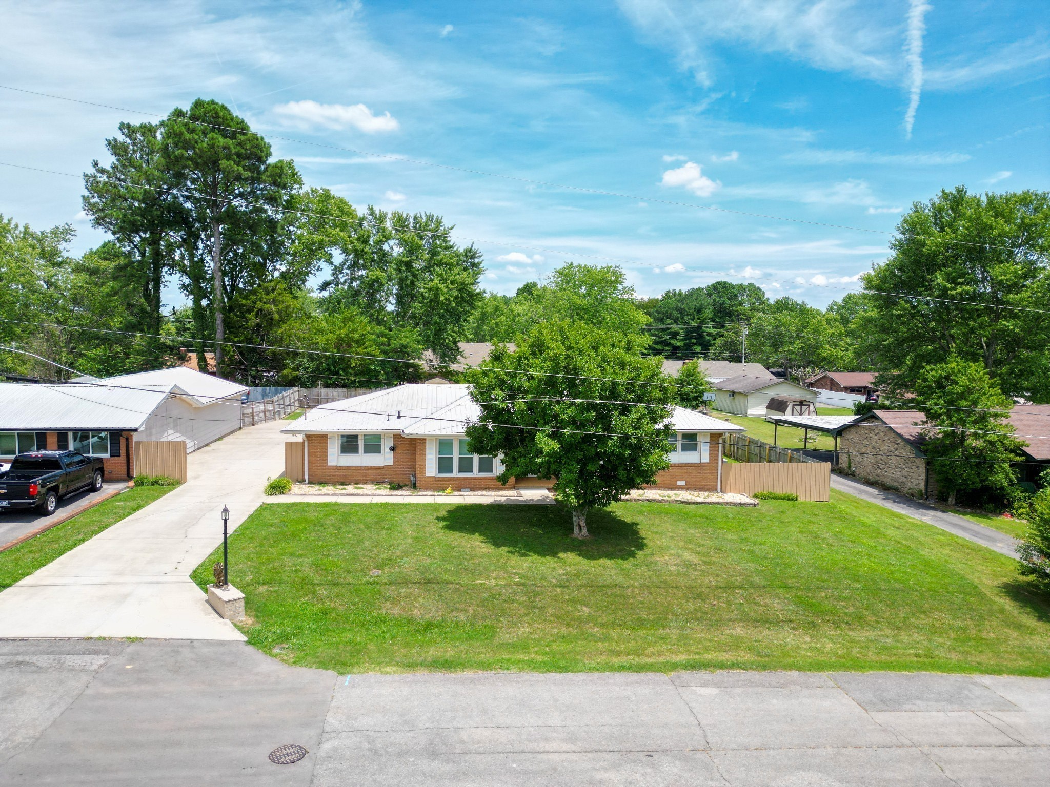 1017 Primrose Dr Property Photo 1