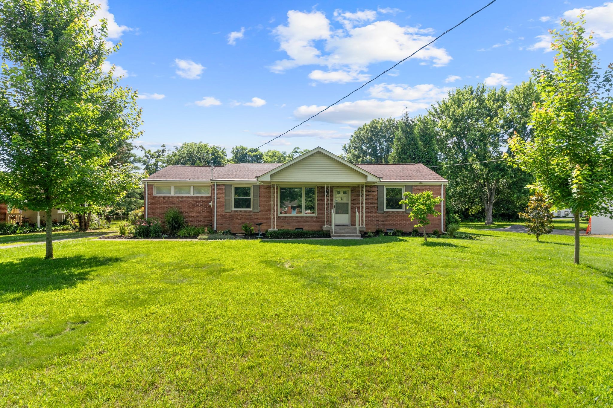 1407 Leaf Ave Property Photo 1