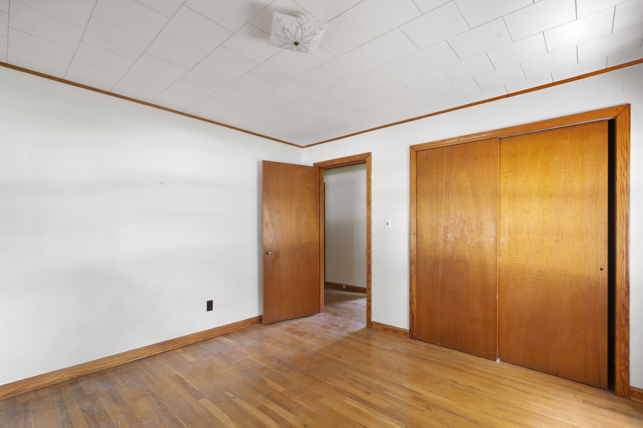 604 2nd Ave Property Photo 10