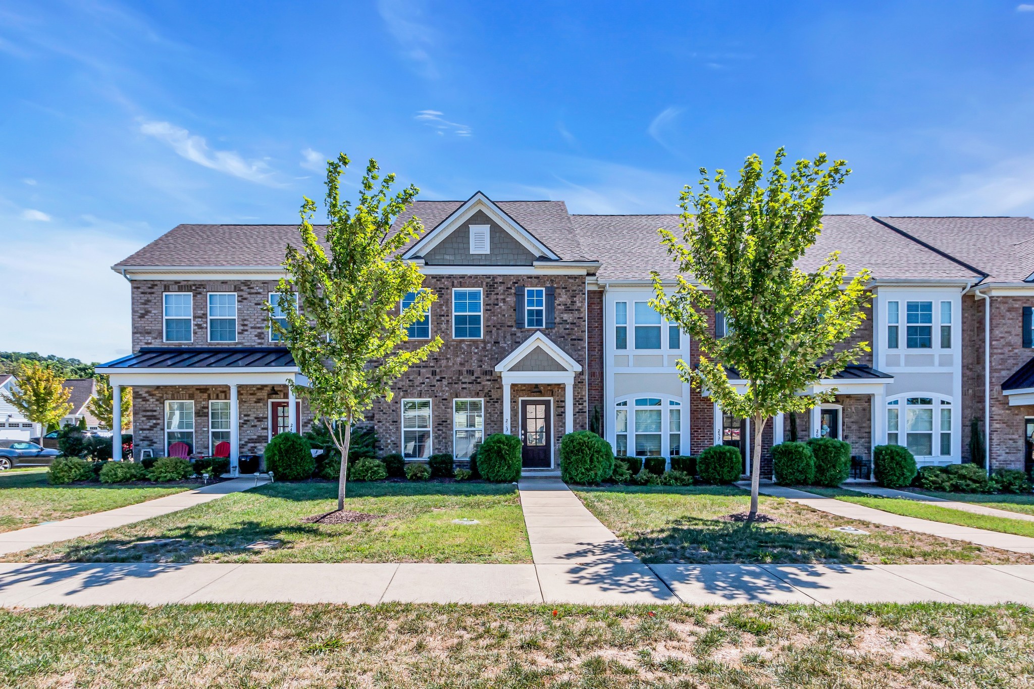 253 Mary Ann Cir Property Photo 1