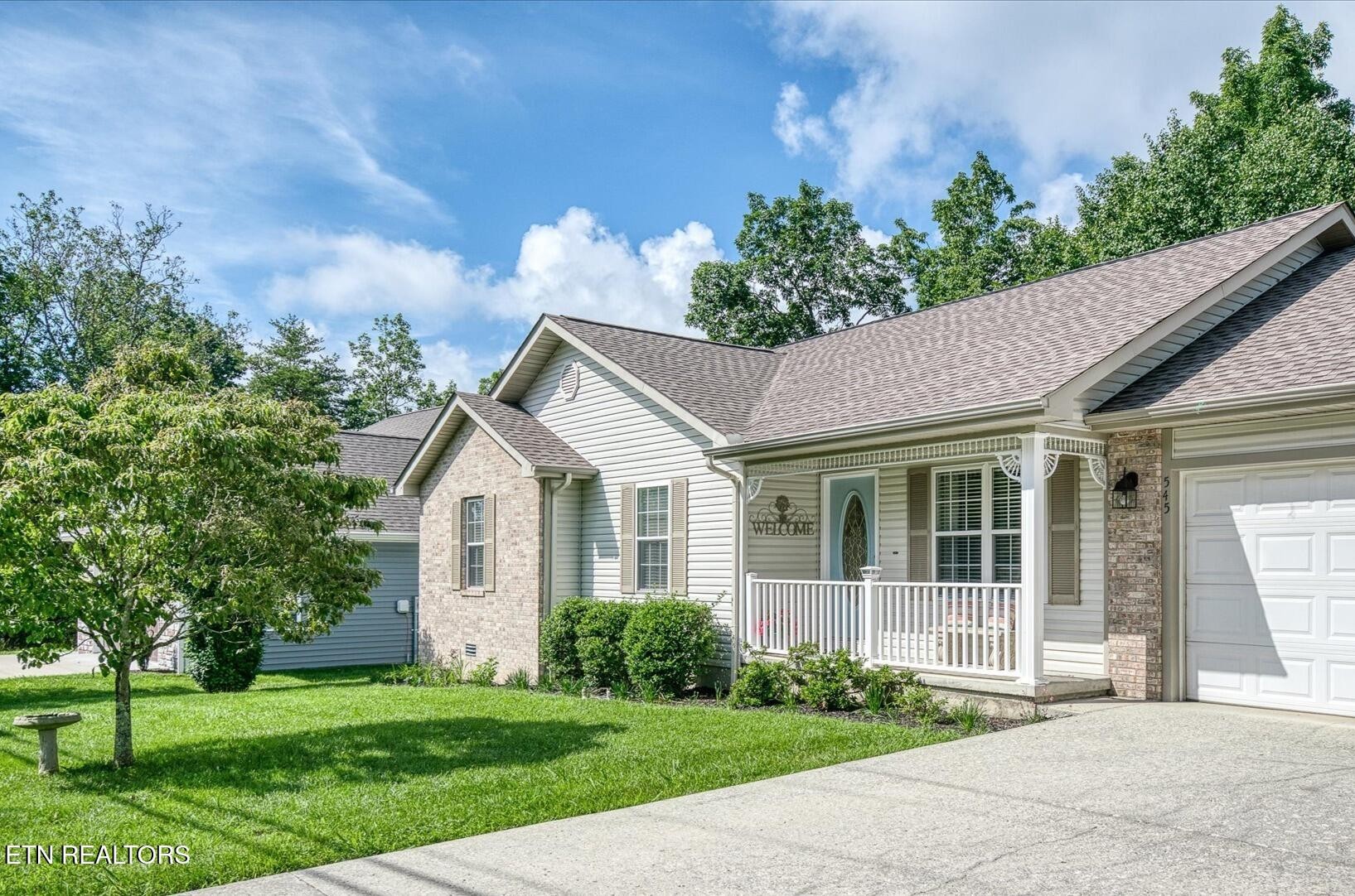 545 Snead Drive Property Photo 1