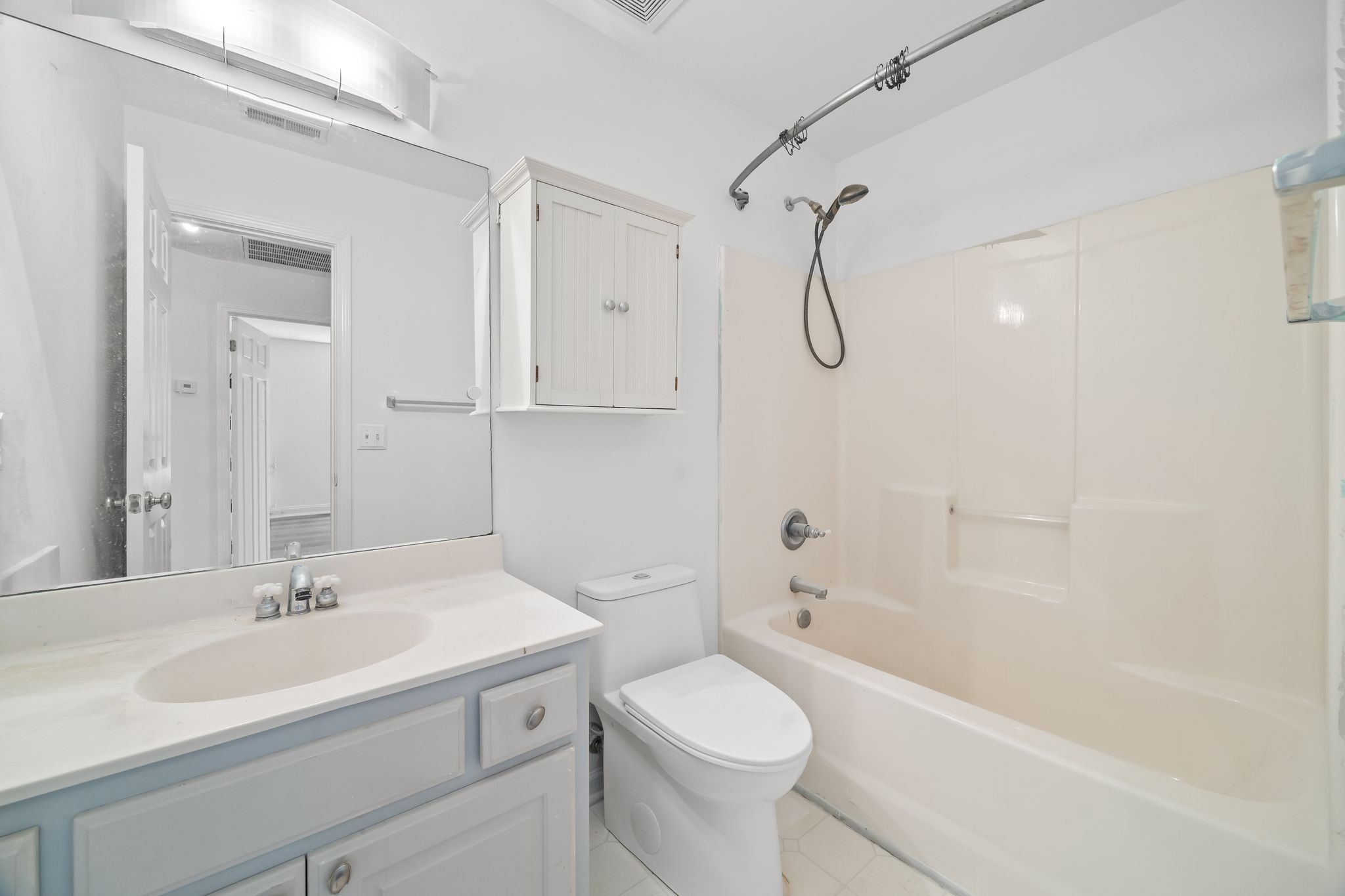 2821 Lafayette Dr Property Photo 23