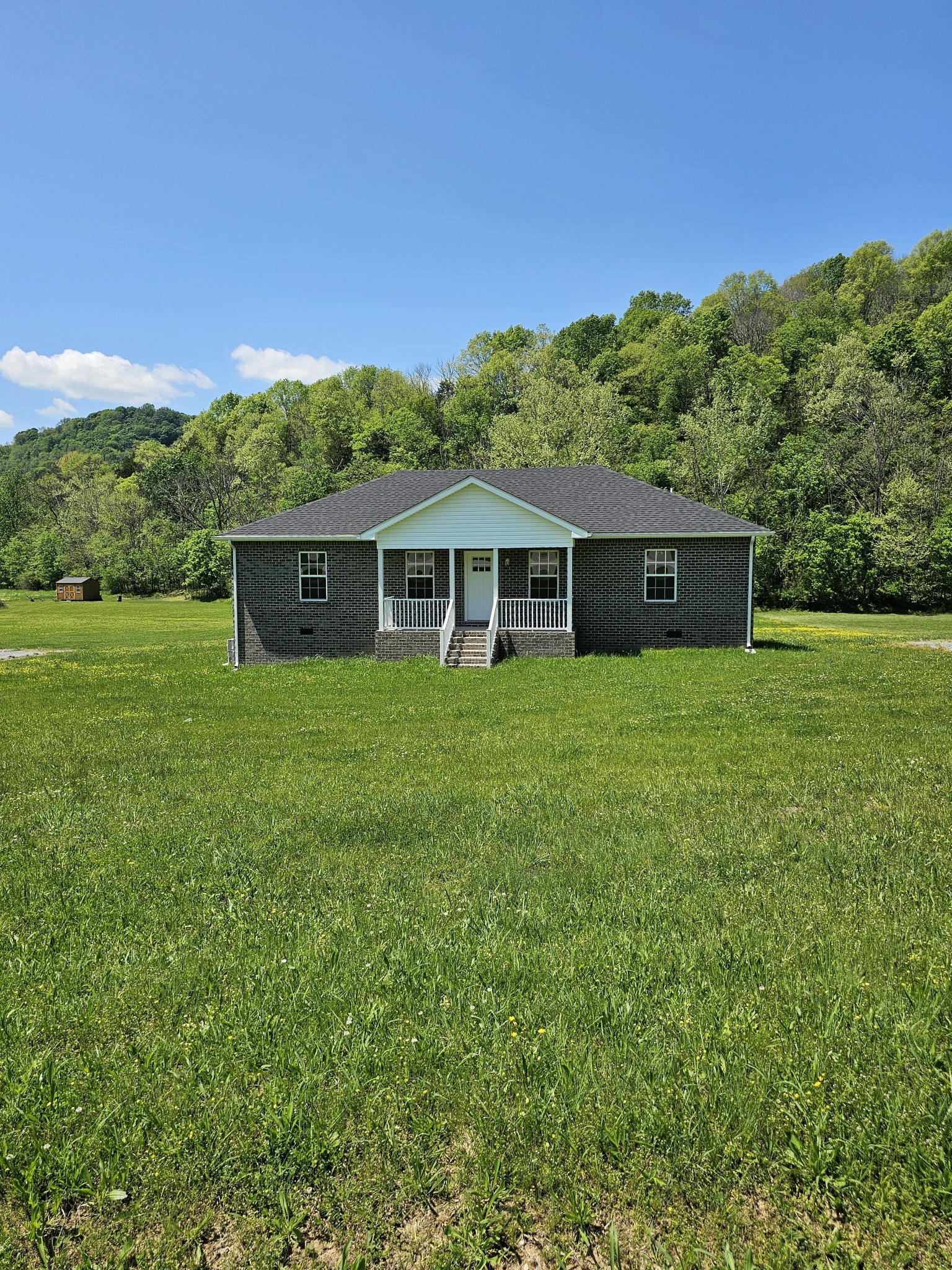4070 Hartsville Road Property Photo 1