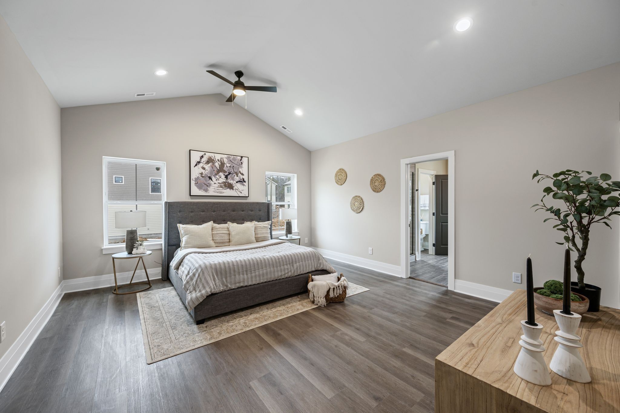 1042 Noble Loop Property Photo 14