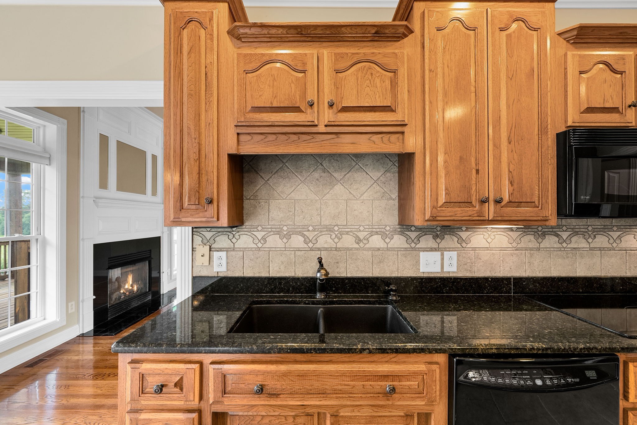 306 Gray Hawk Trl Property Photo 16