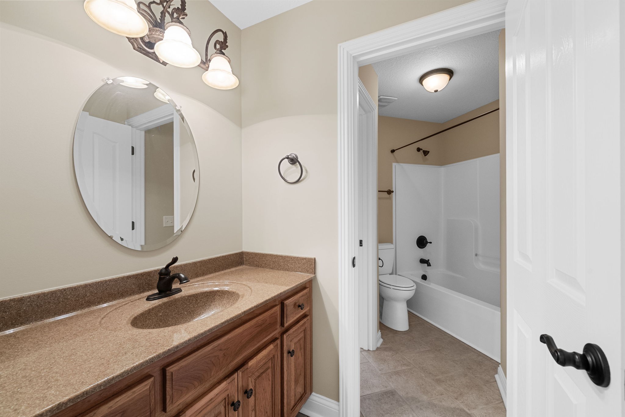 306 Gray Hawk Trl Property Photo 40