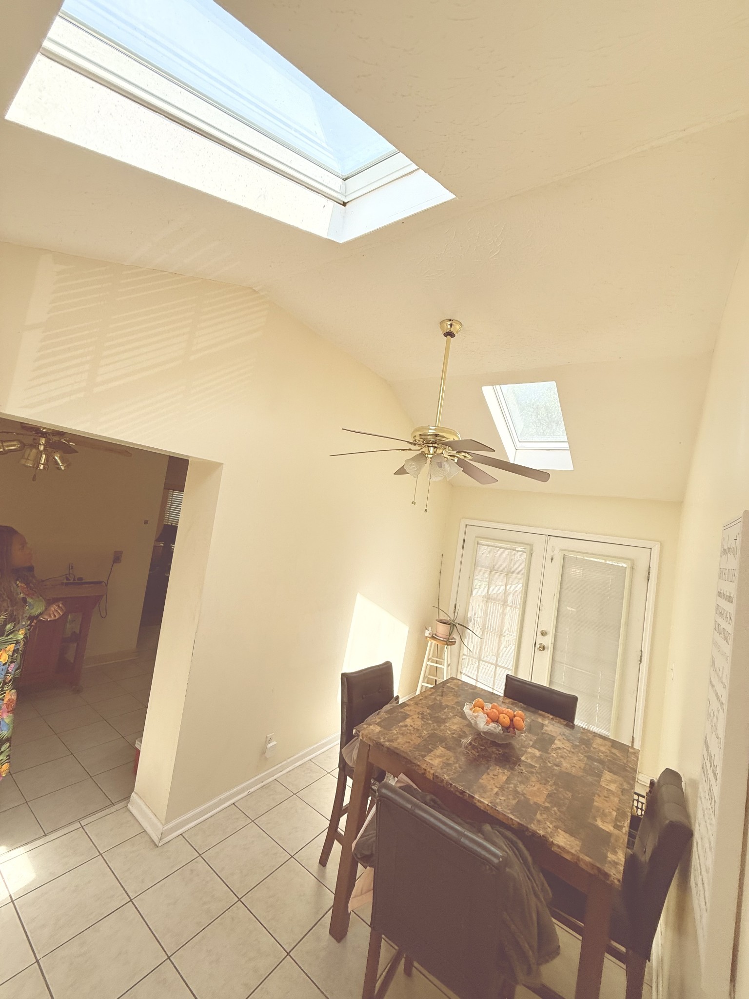 512 Vinson Dr Property Photo 8
