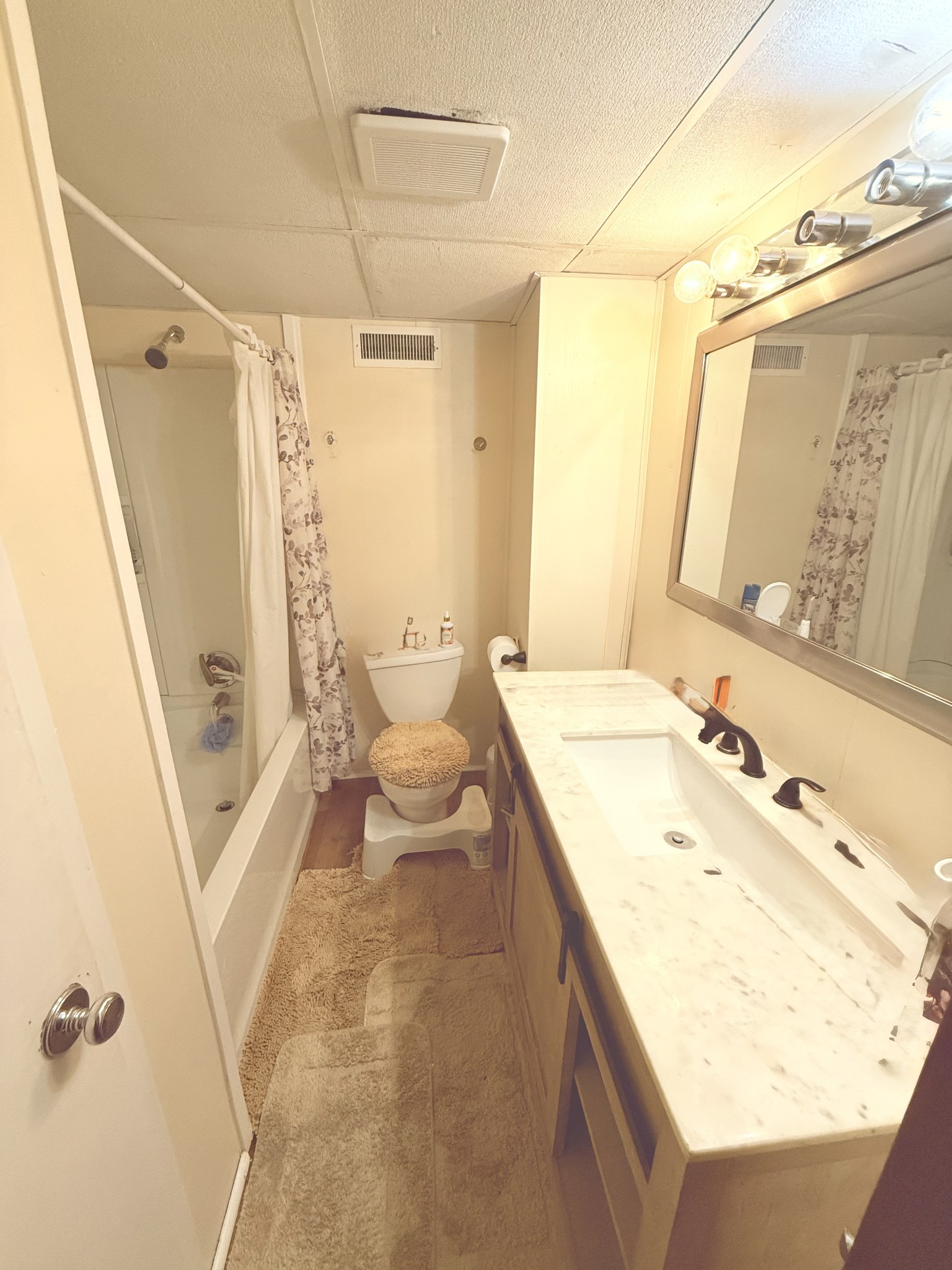 512 Vinson Dr Property Photo 27