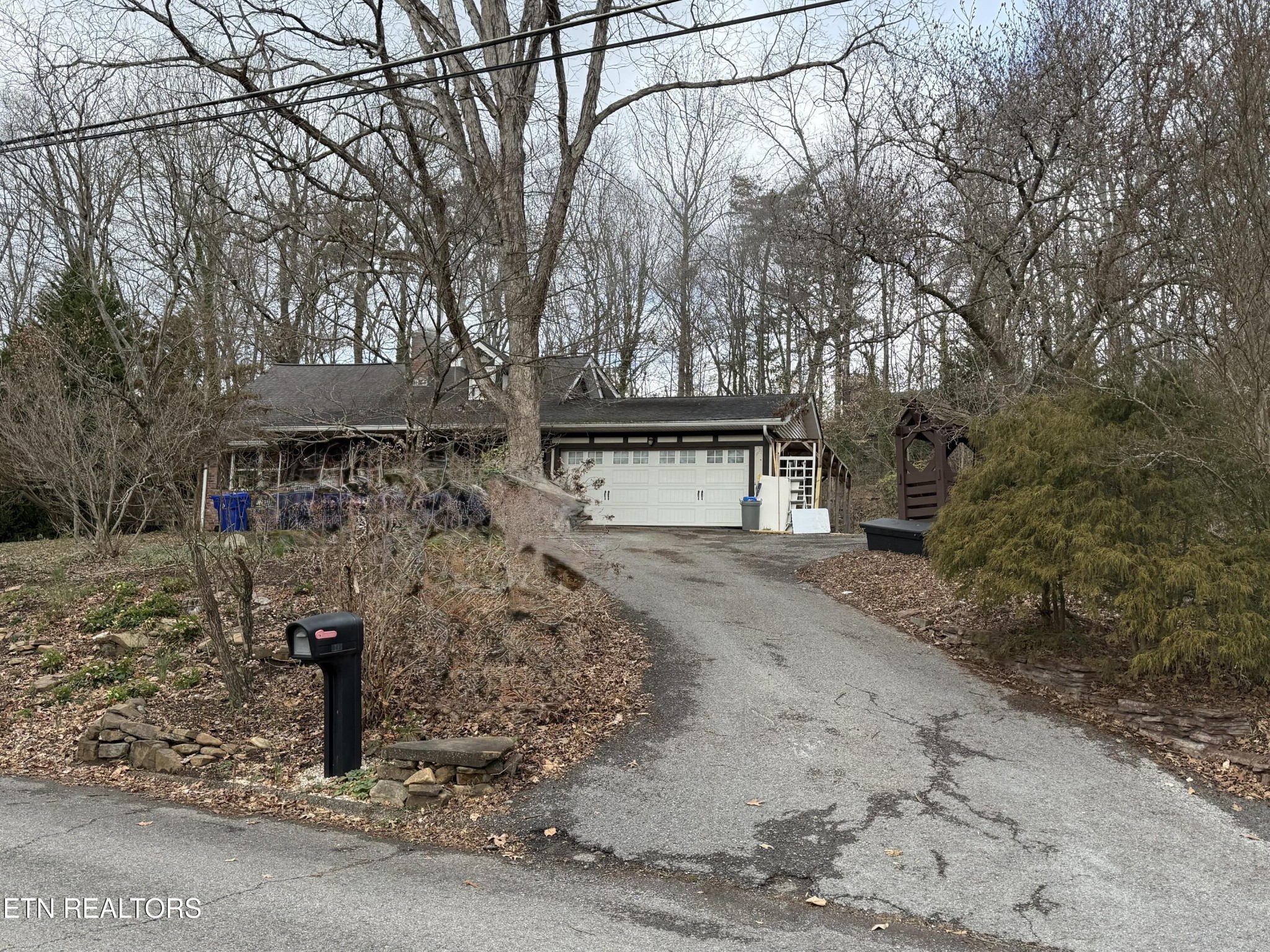 103 Baltimore Drive Property Photo 1