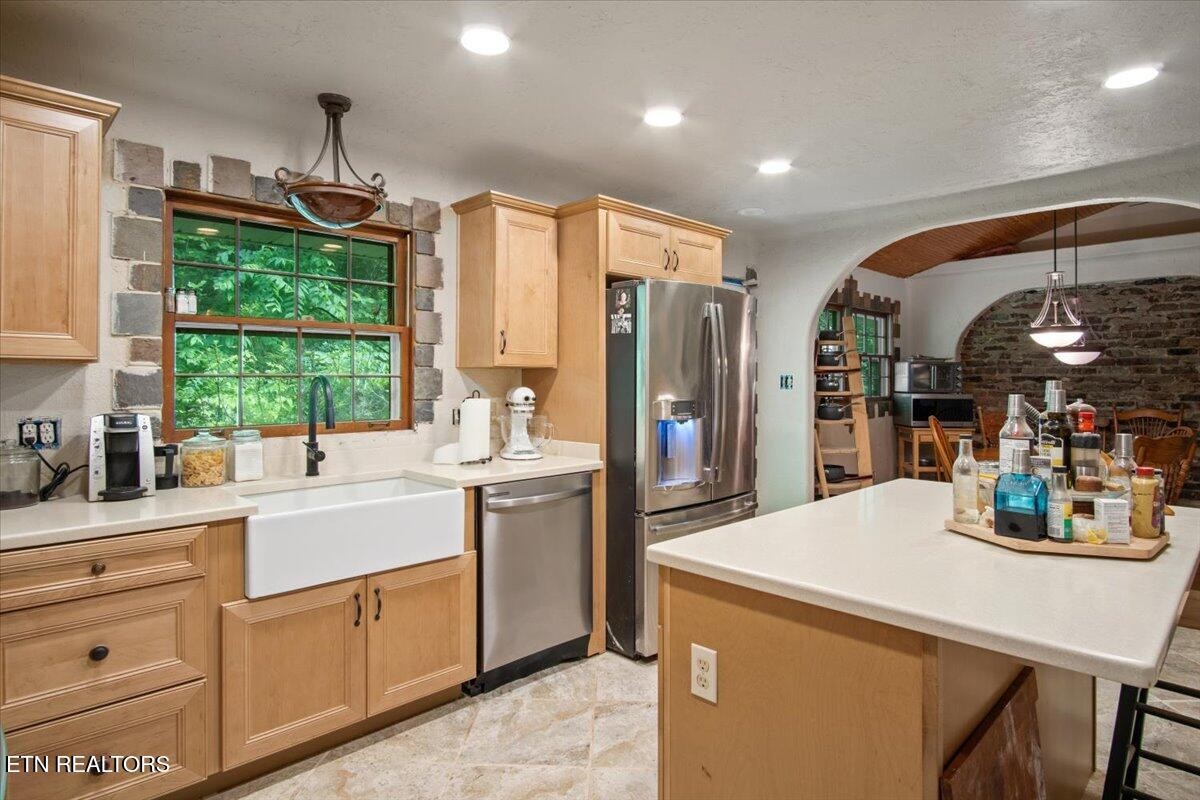 103 Baltimore Drive Property Photo 16