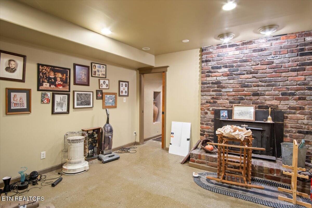 103 Baltimore Drive Property Photo 34
