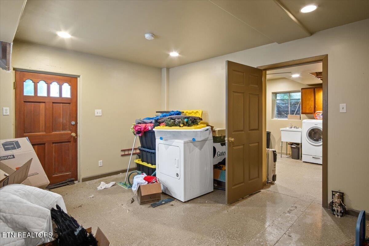 103 Baltimore Drive Property Photo 39