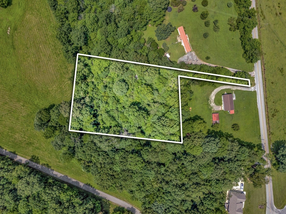 1152 Mcclure Rd Property Photo 1