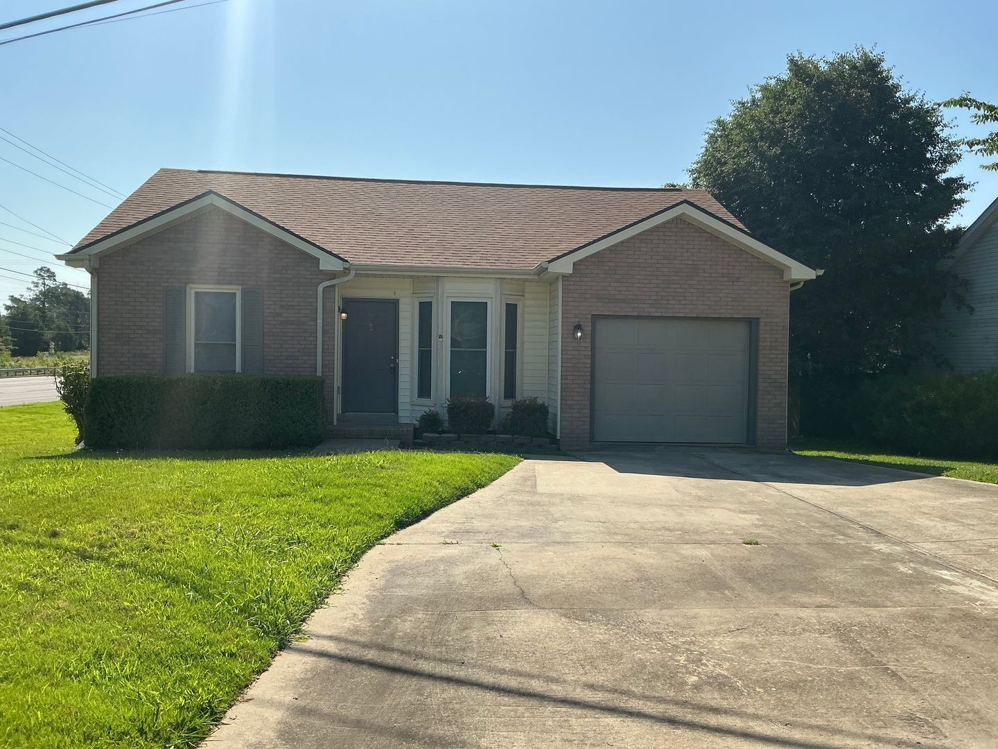 101 Shady Maple Dr Property Photo 1