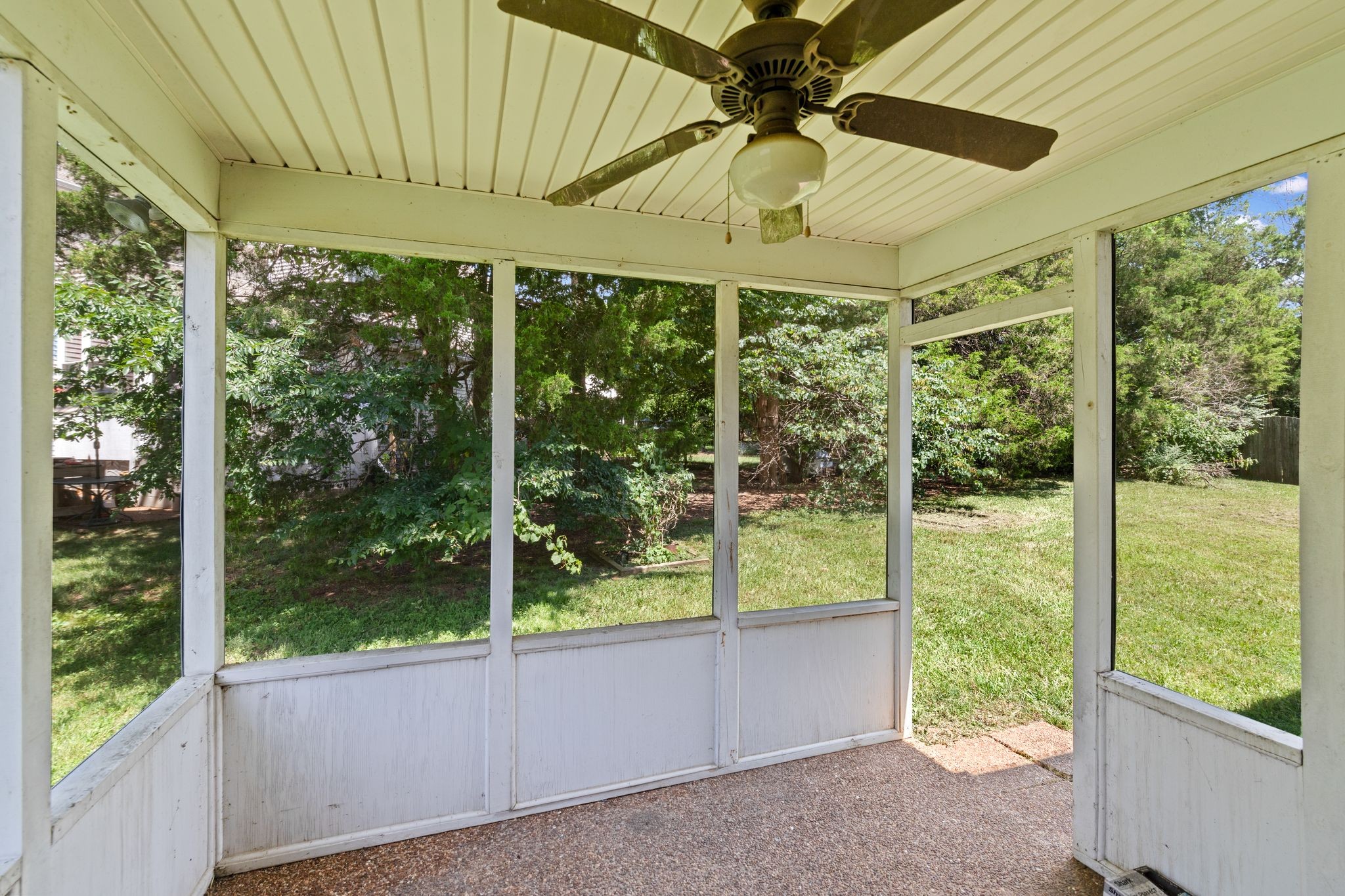 413 Ashby Pl Property Photo 24
