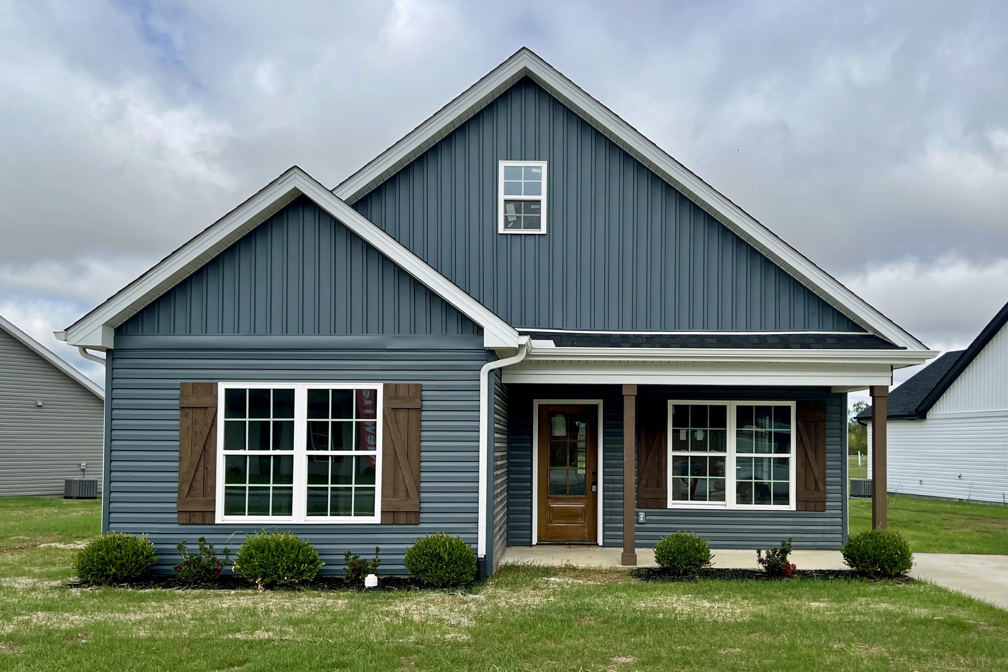 1106 Brook Court Property Photo 1