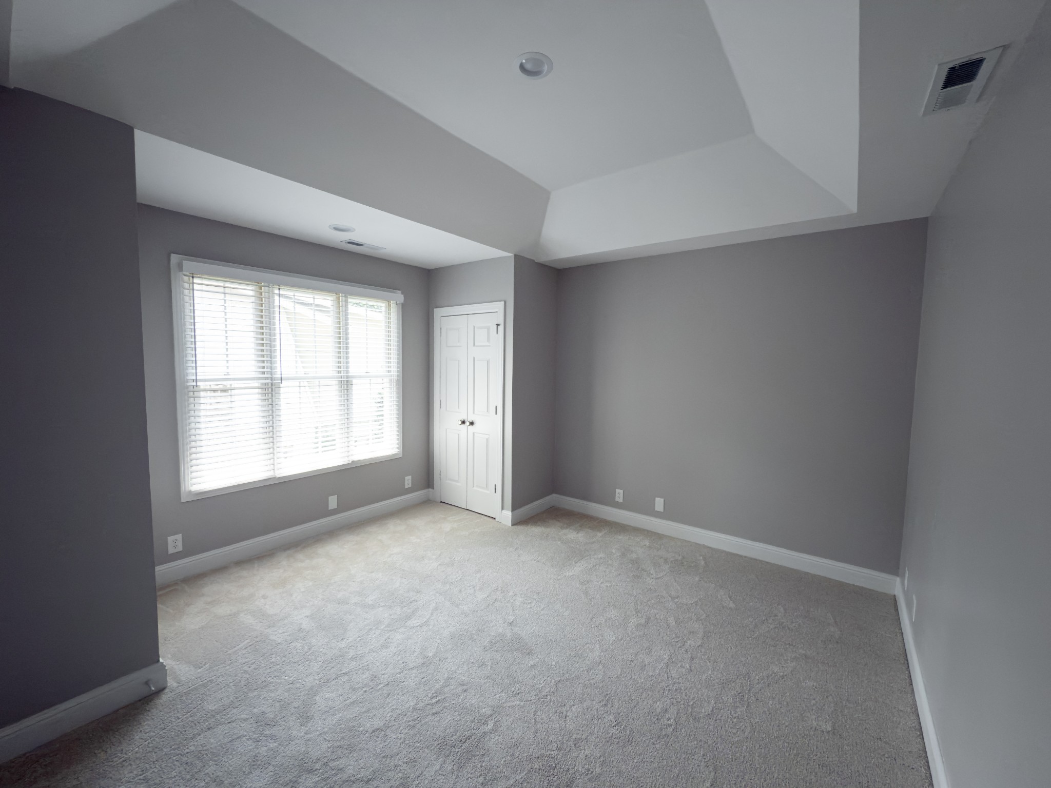 527 32nd Ave, S Property Photo 16