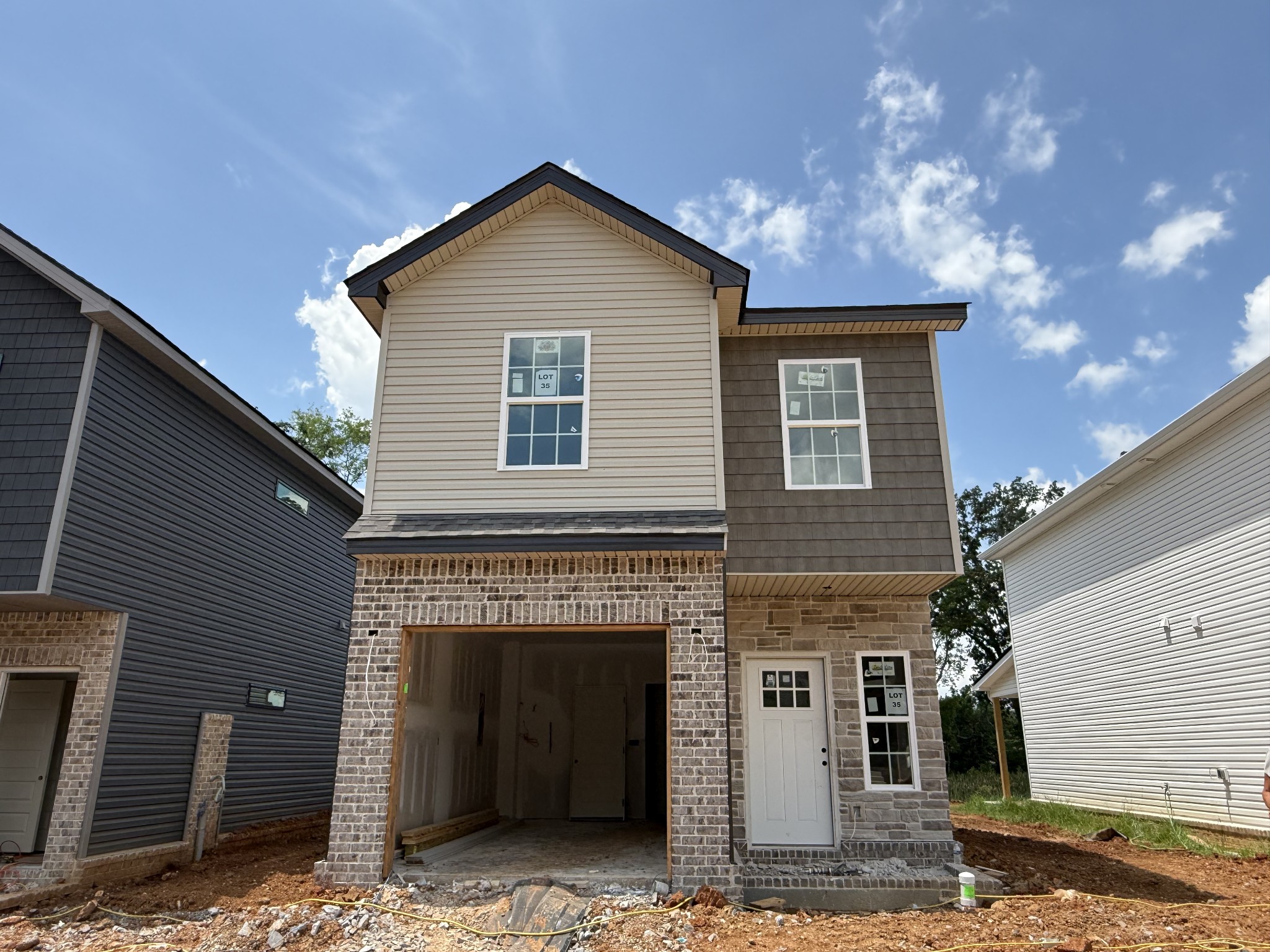 35 Charleston Cove Property Photo 1