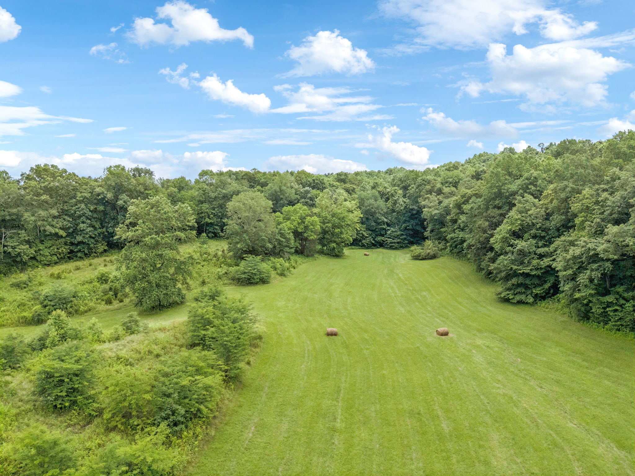 5898 Highway 100, W Property Photo 2