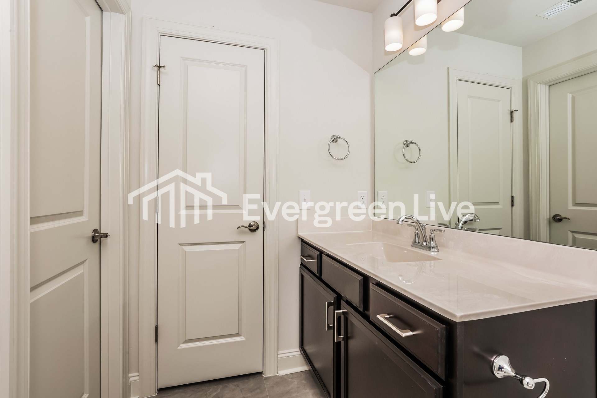 716 Elkins Dr Property Photo 14