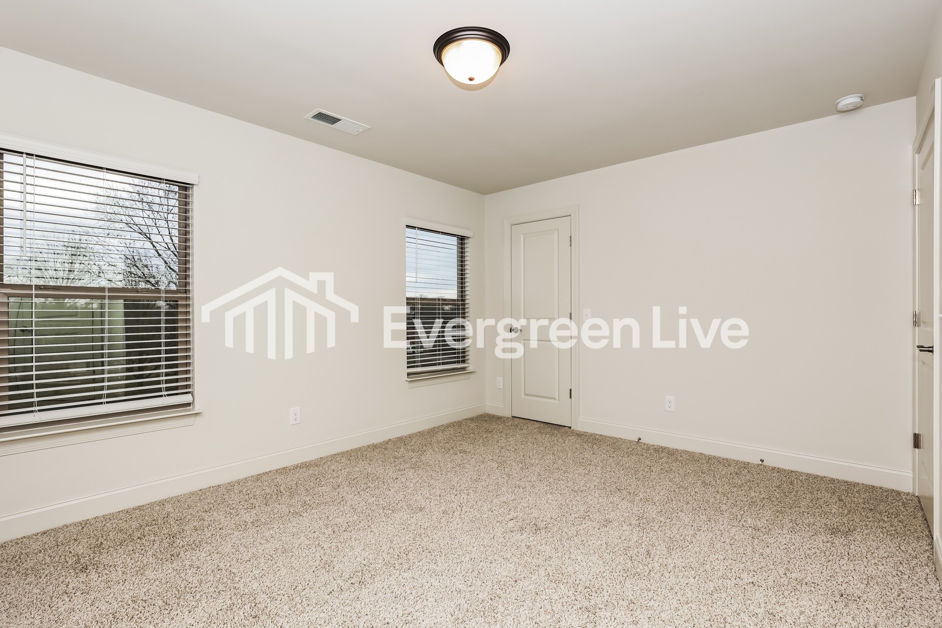 716 Elkins Dr Property Photo 17