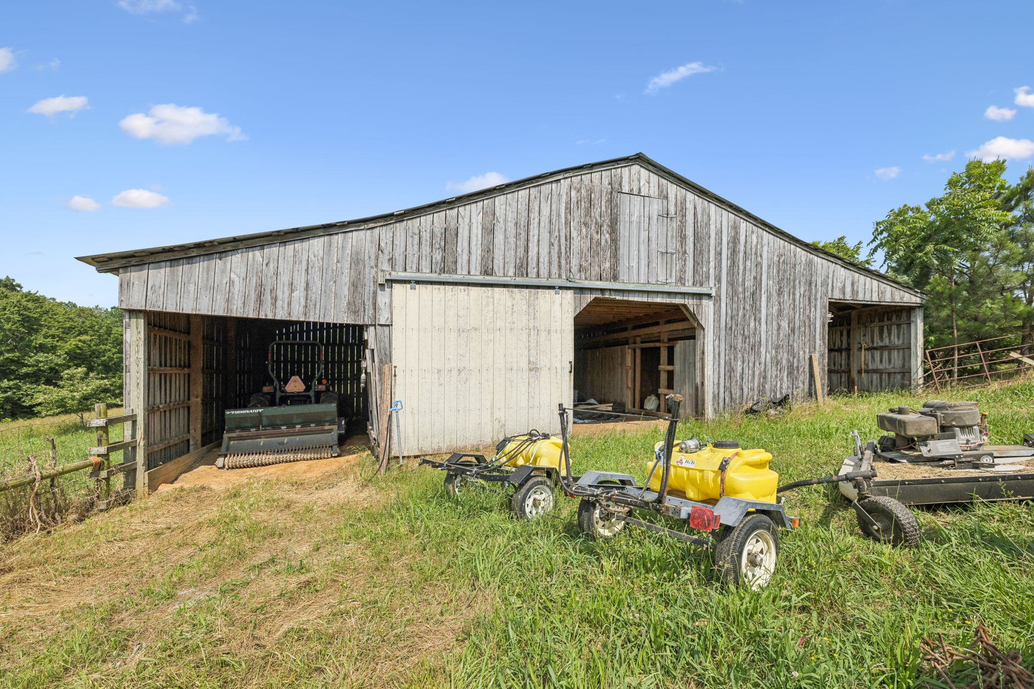 2270 Shuler Branch Rd Property Photo 2