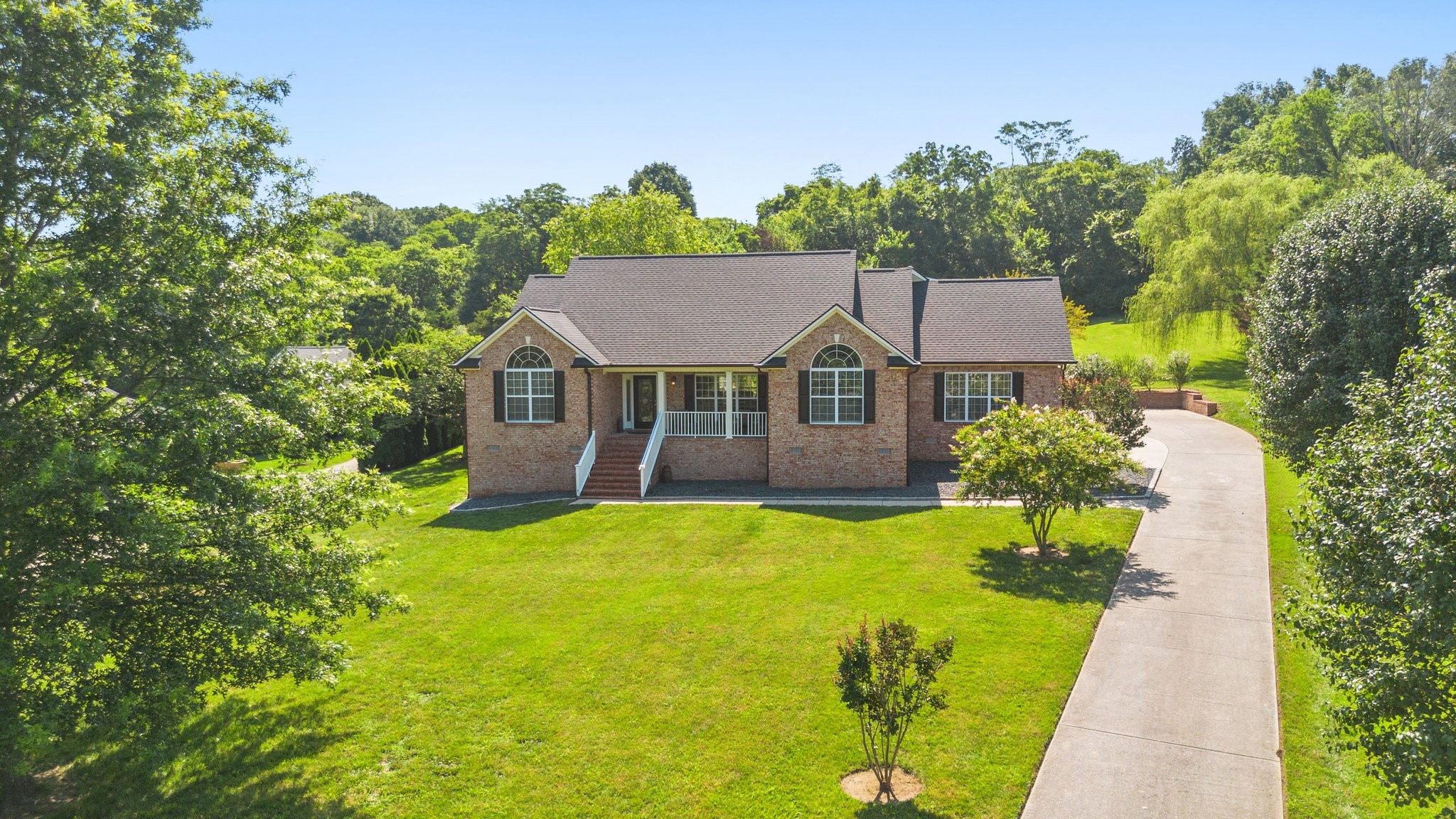 1057 The Long Run Property Photo 1