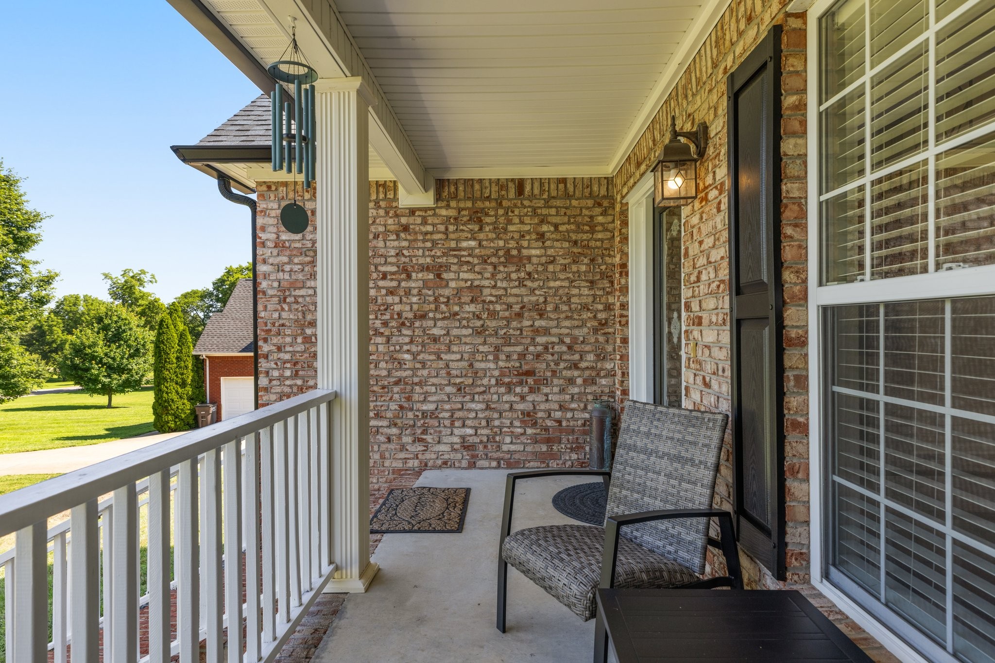 1057 The Long Run Property Photo 4